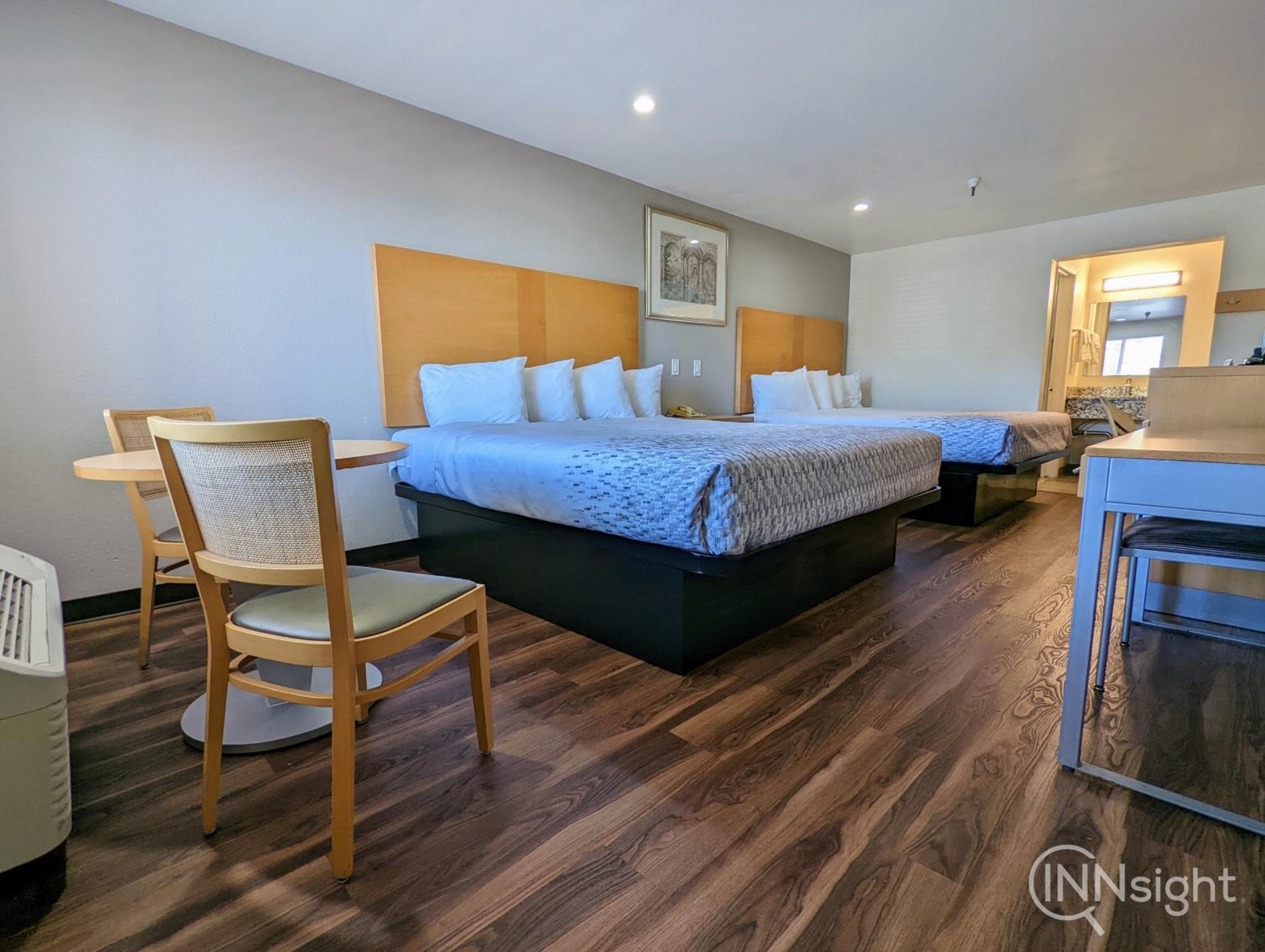 Royal Inn