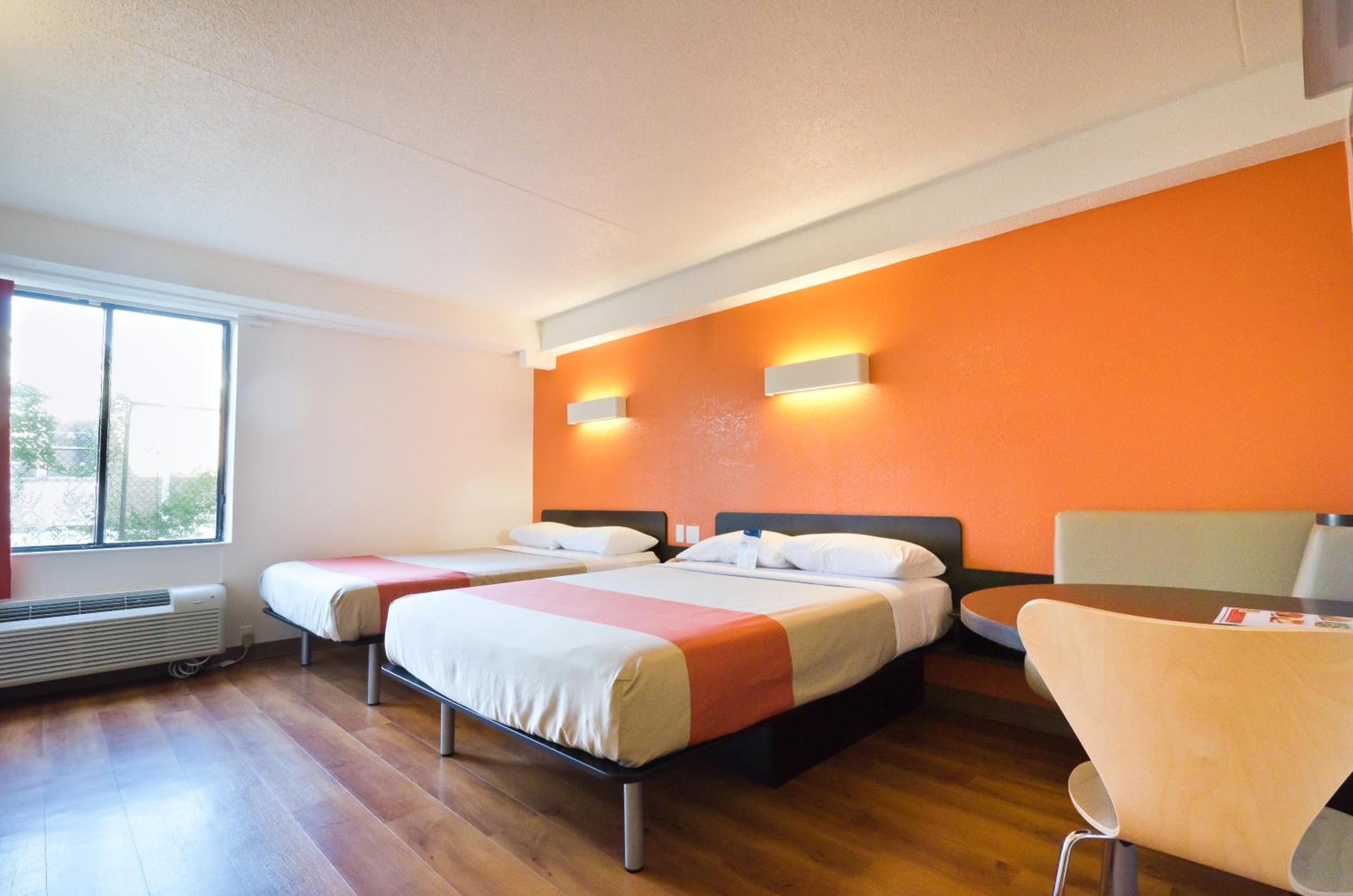 Motel 6-Springfield, DC - Washington Southwest - Property Image 41