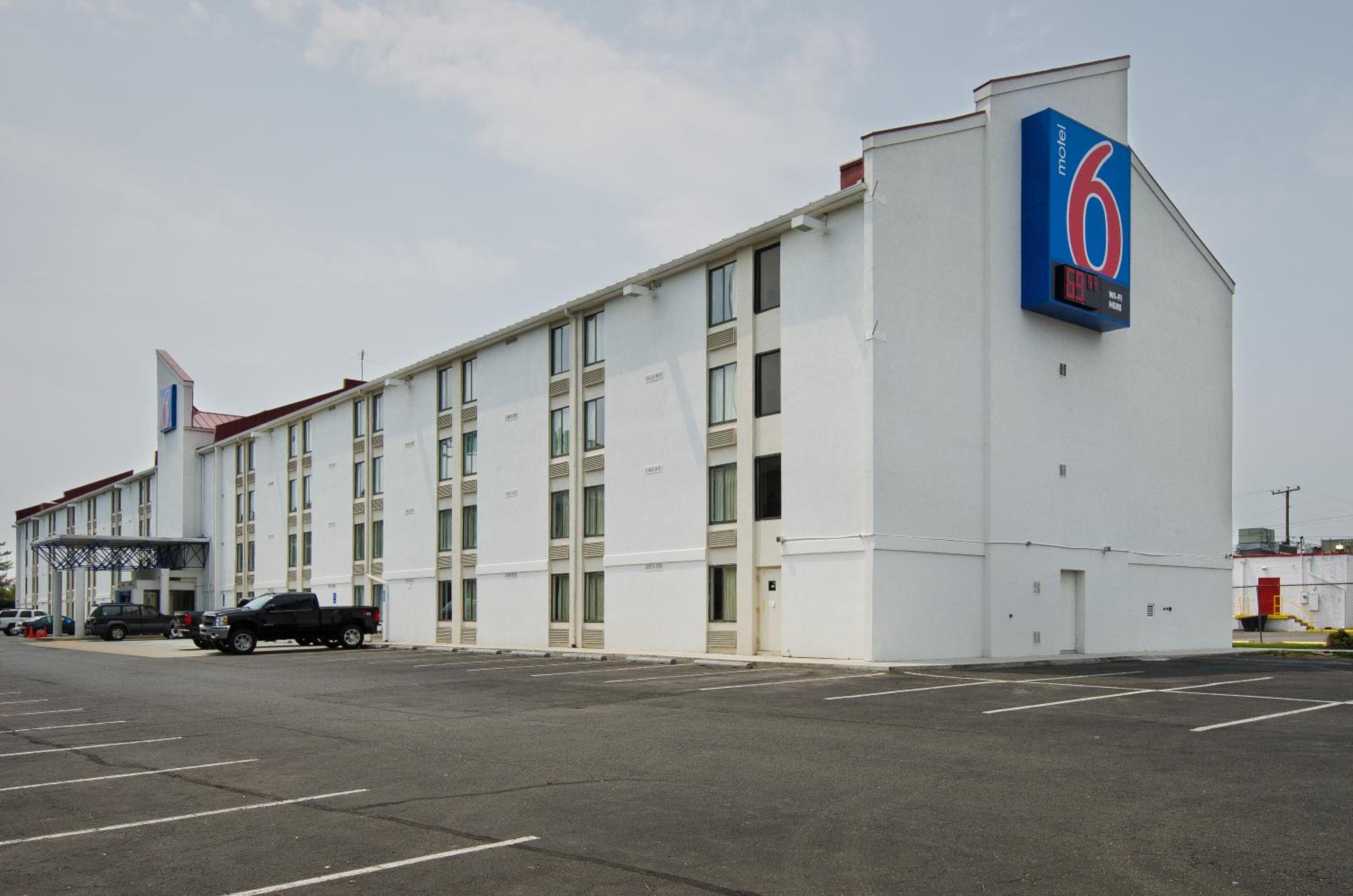 Motel 6-Springfield, DC - Washington Southwest - Property Image 33