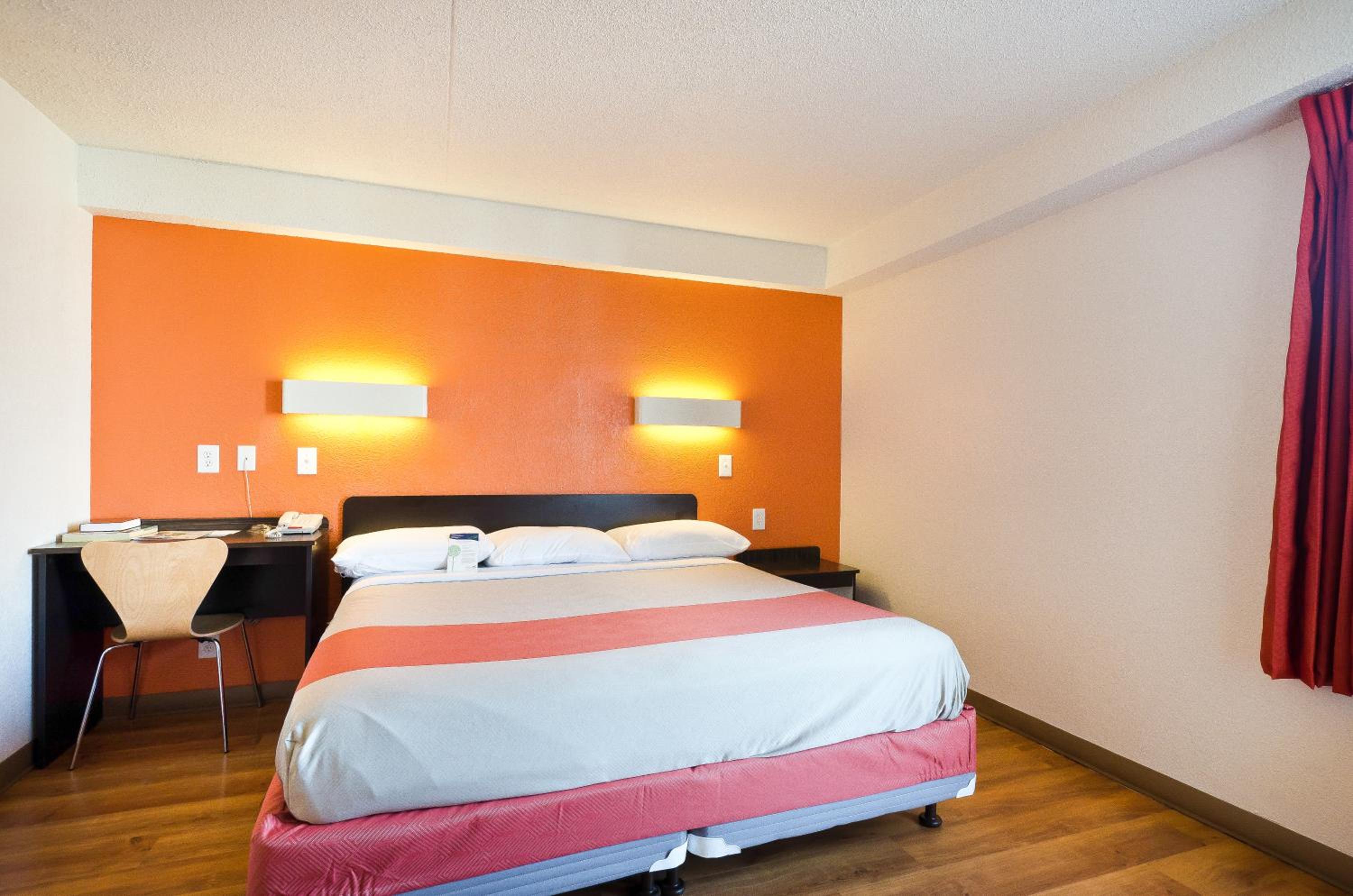Motel 6-Springfield, DC - Washington Southwest - Property Image 50