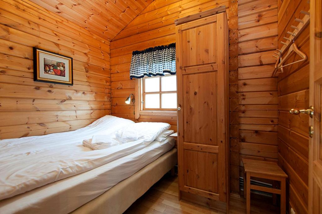 Nupar Cottages view 3
