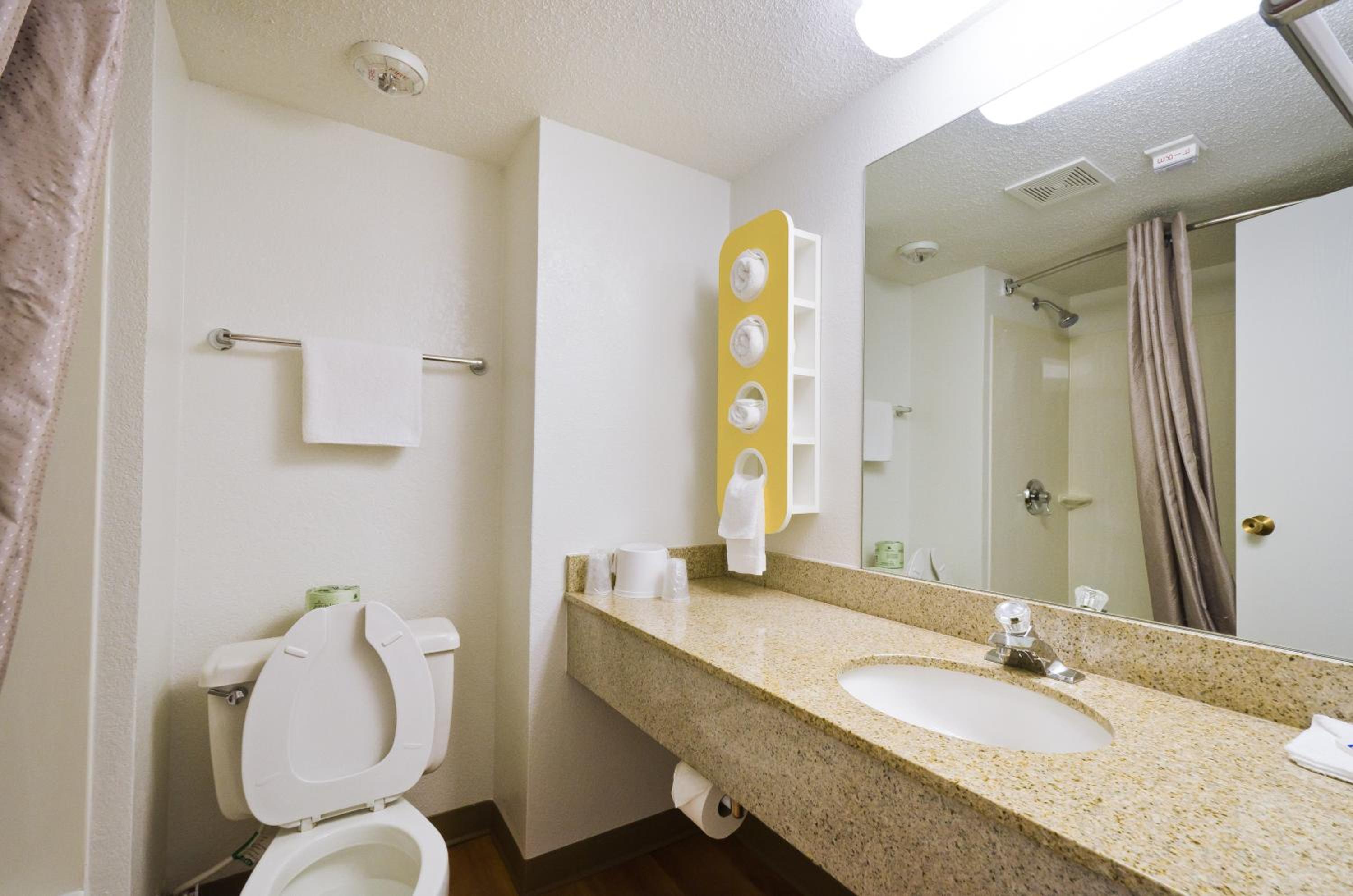 Motel 6-Springfield, DC - Washington Southwest - Property Image 58