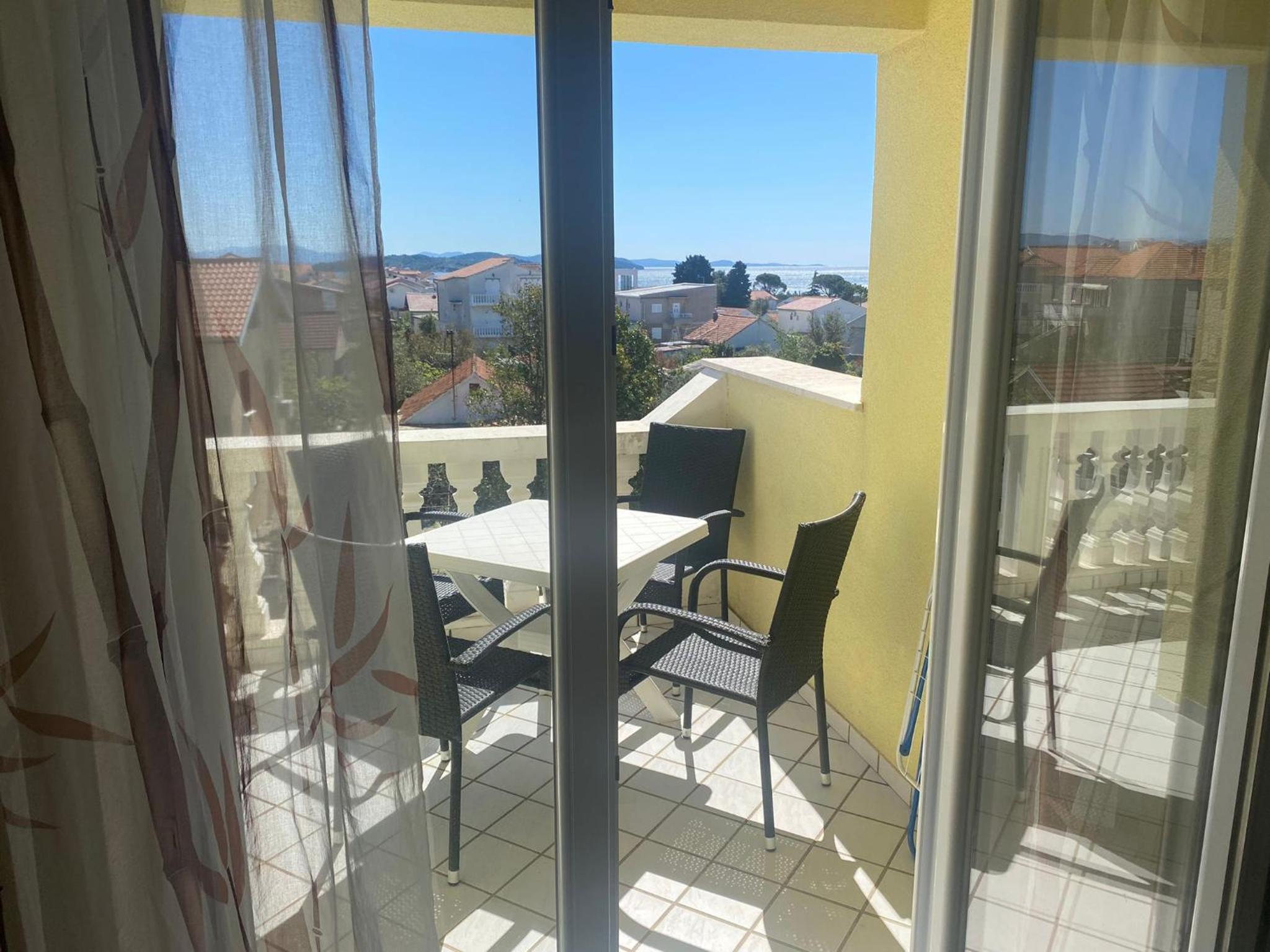 Apartments Jareb