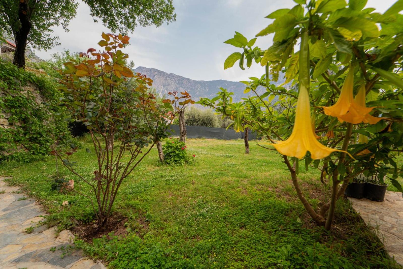 Villa Alemdaroğlu Secret Garden