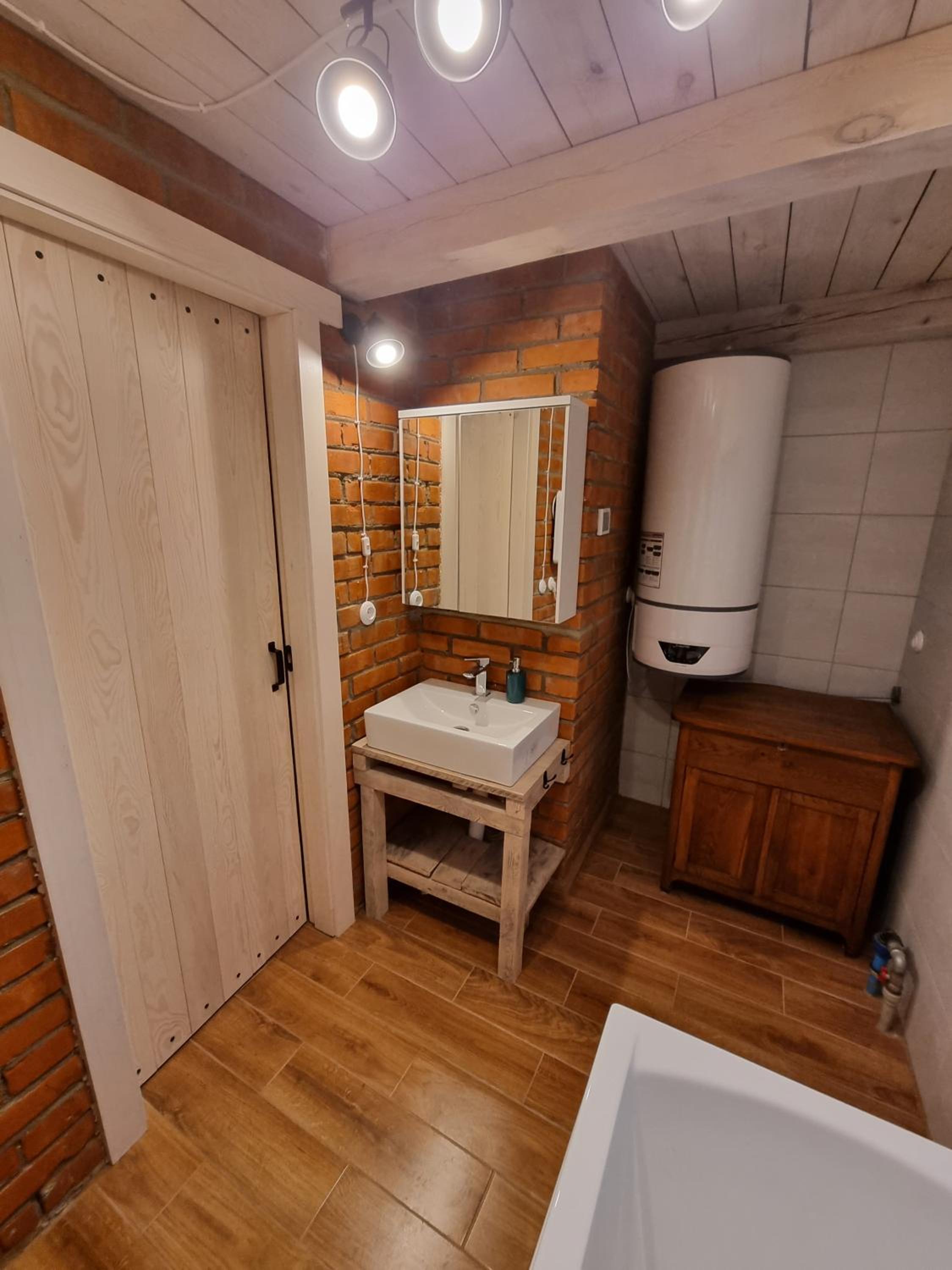 Photo 11