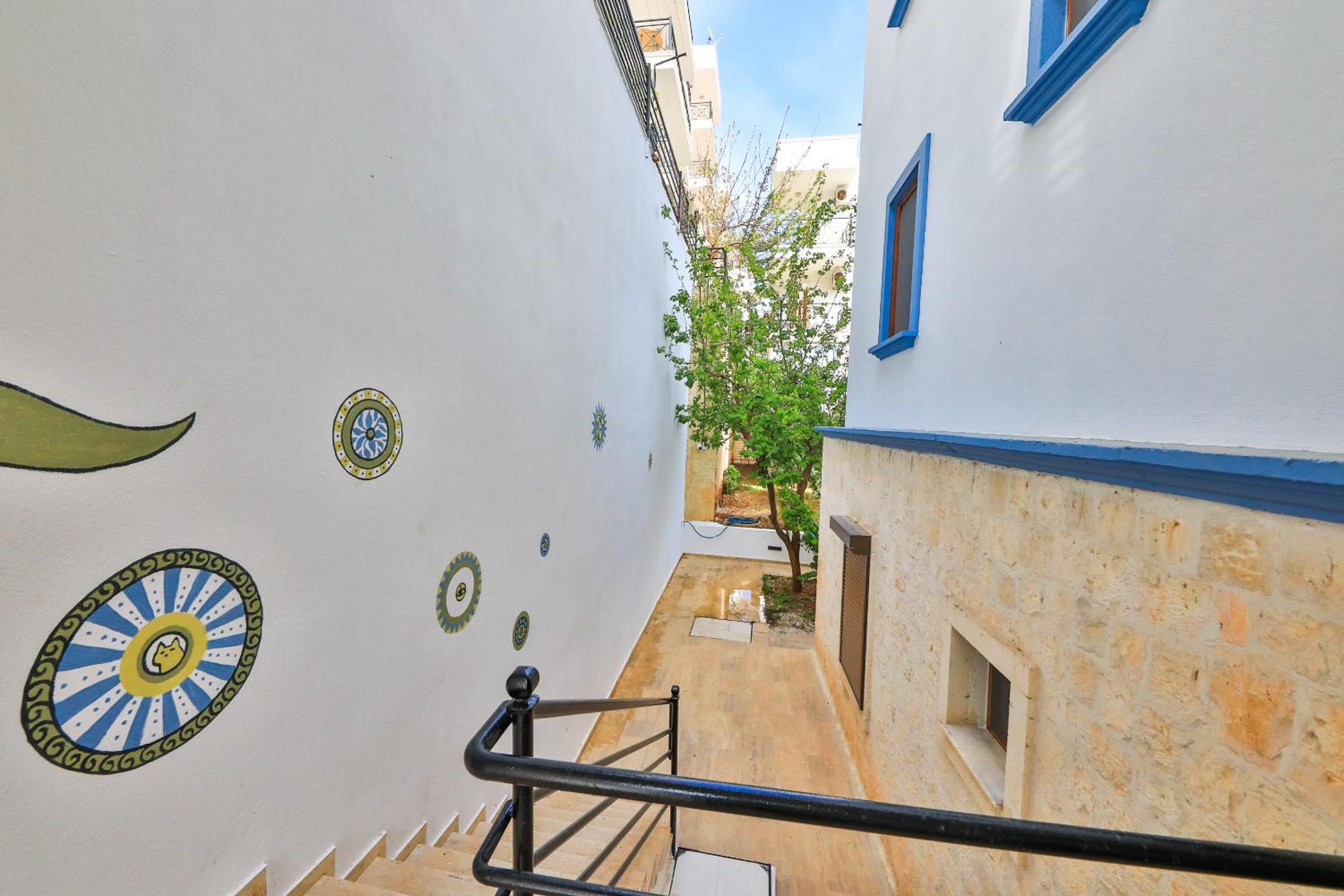 Nirvana Apartments - Image 38