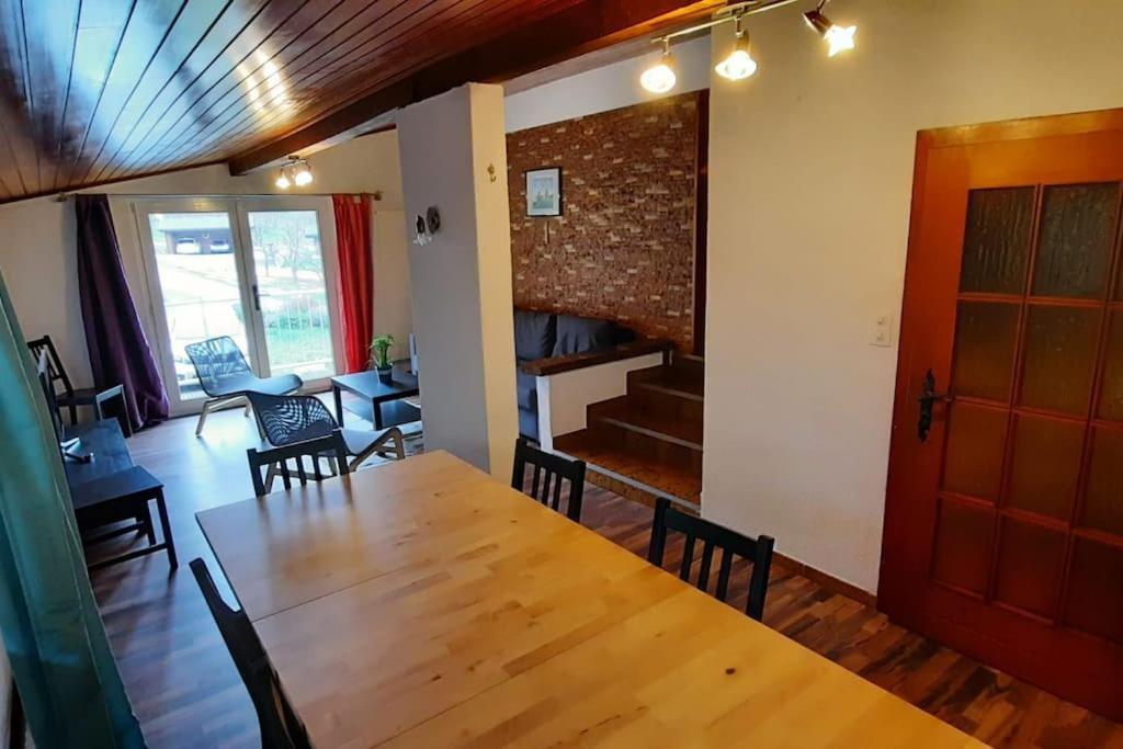 Grand appartement 6 personnes, surf, ski et randonnées view 4