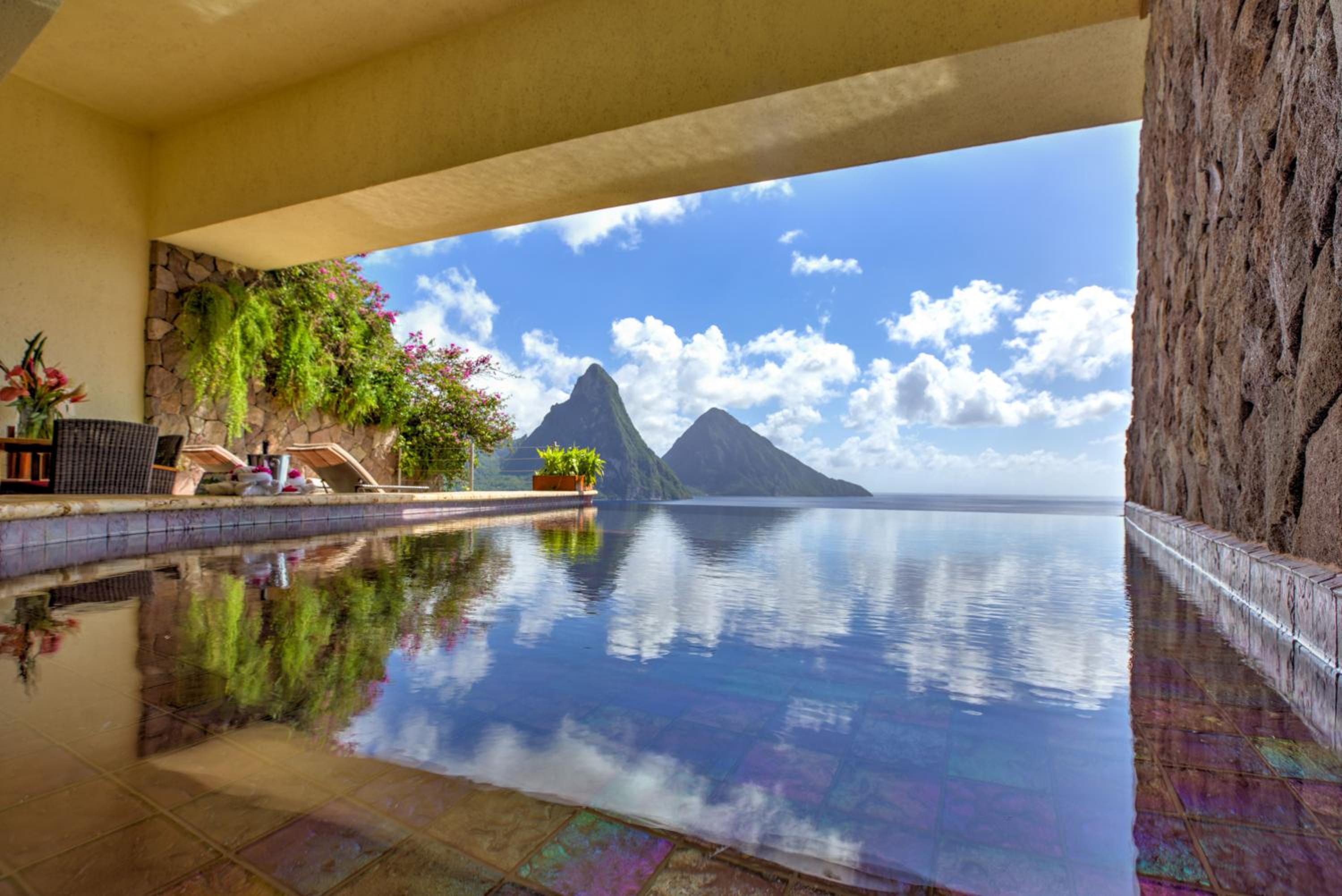 Jade Mountain Resort 24