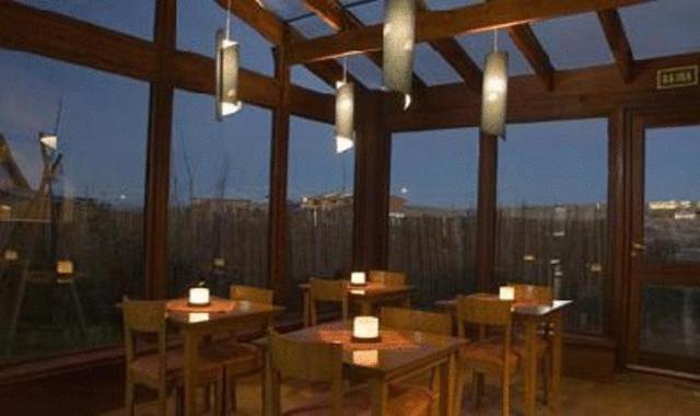 Hosteria Roblesur
