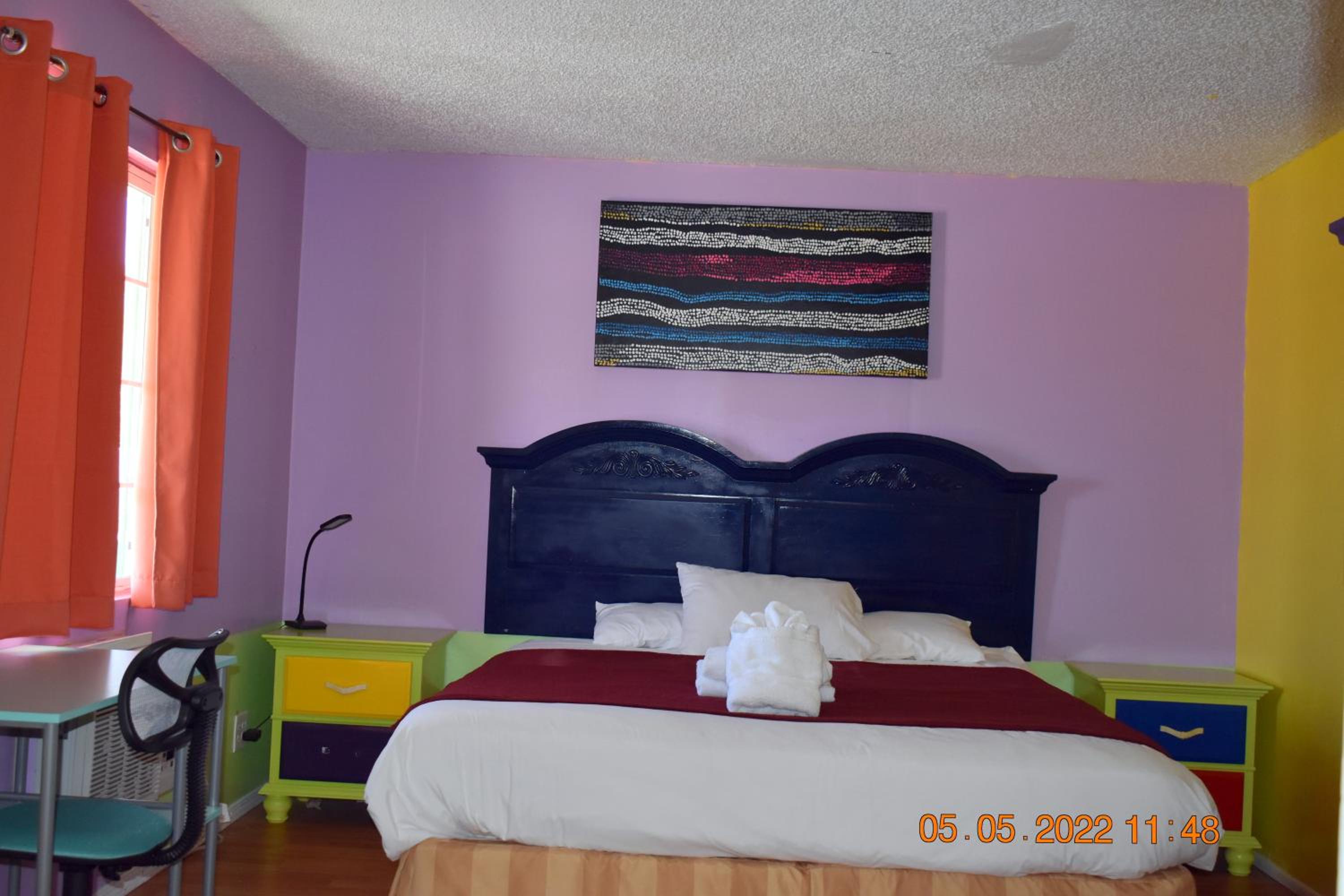 9 Palms Inn