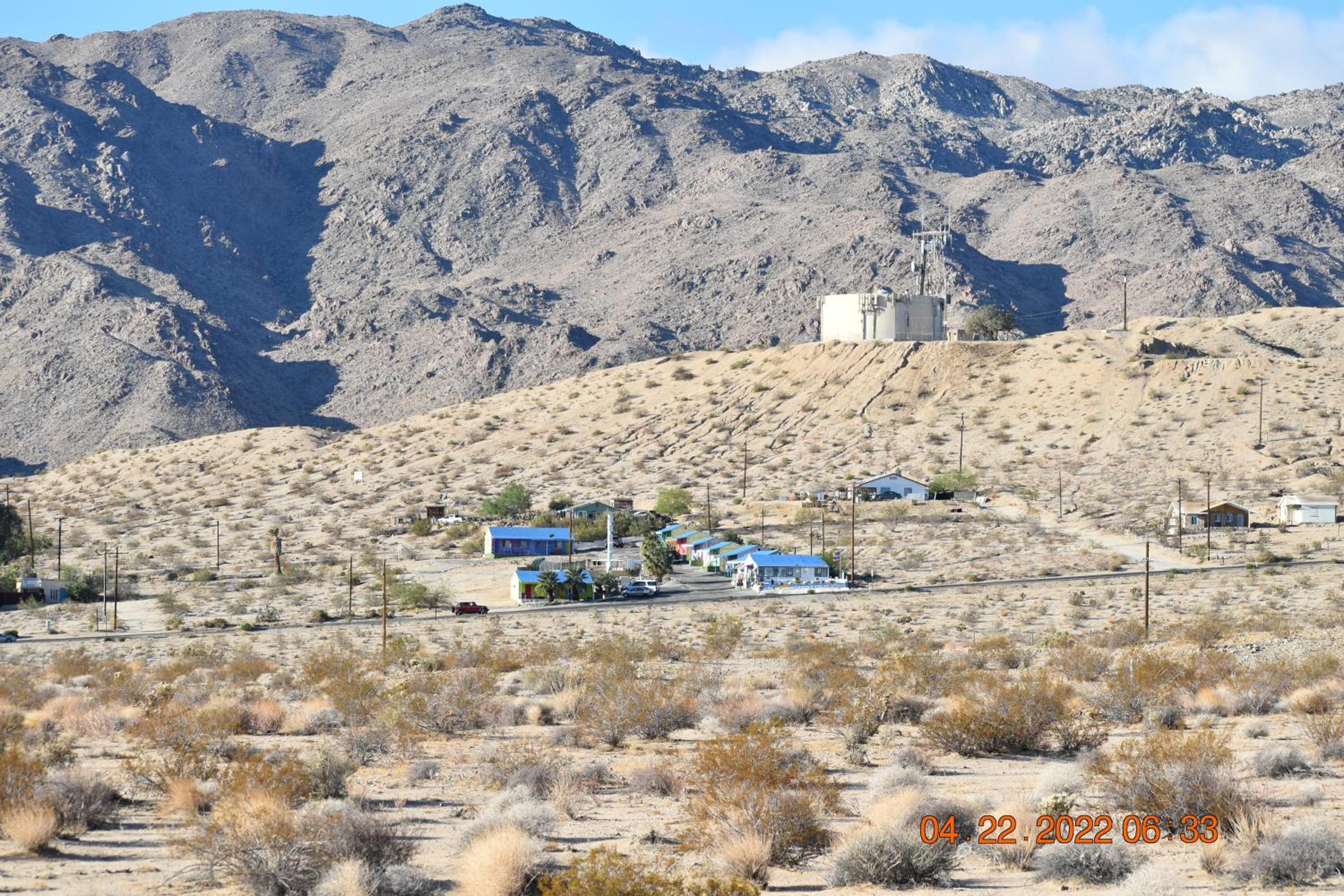 9 Palms Inn