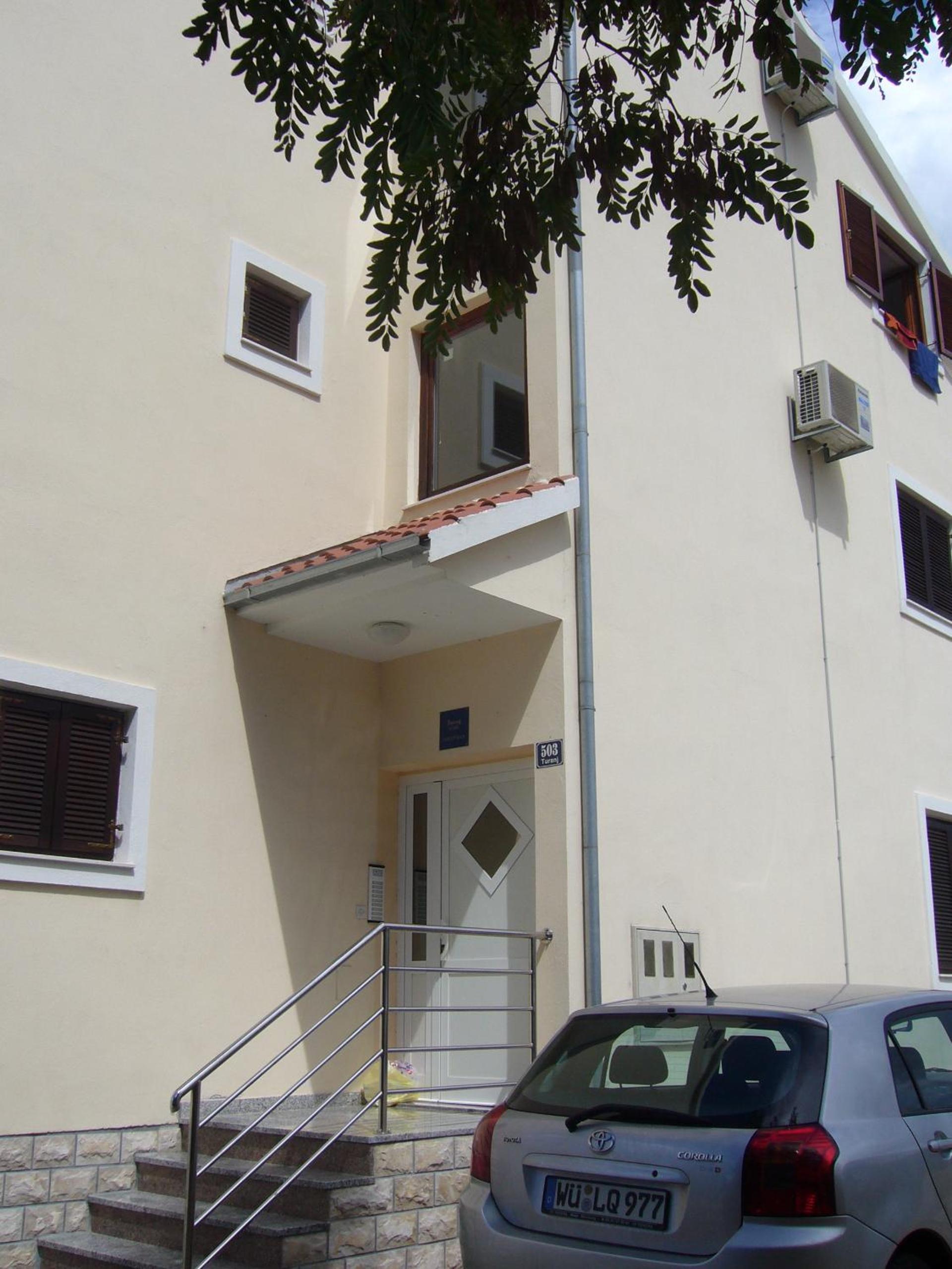 Apartments Dada view 5