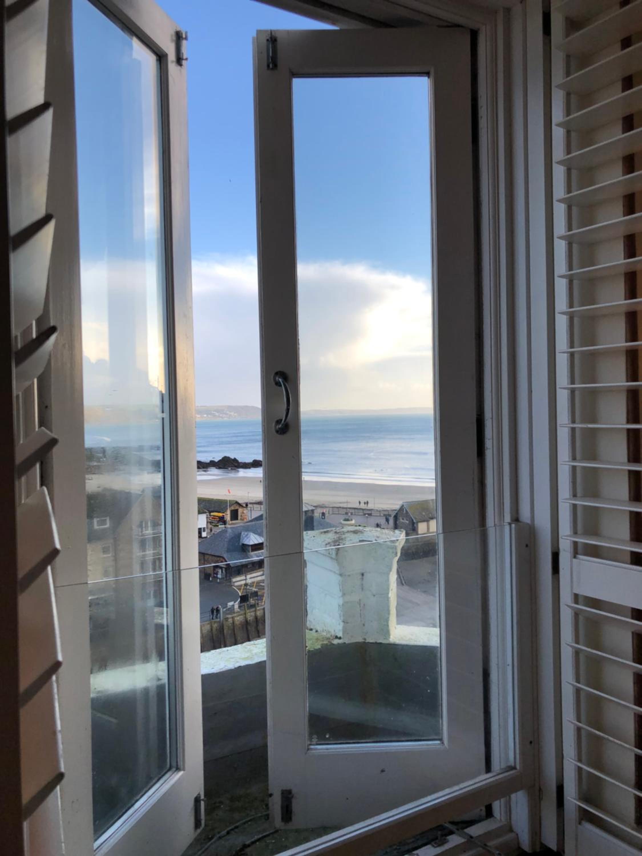 Harbour House Looe view 4