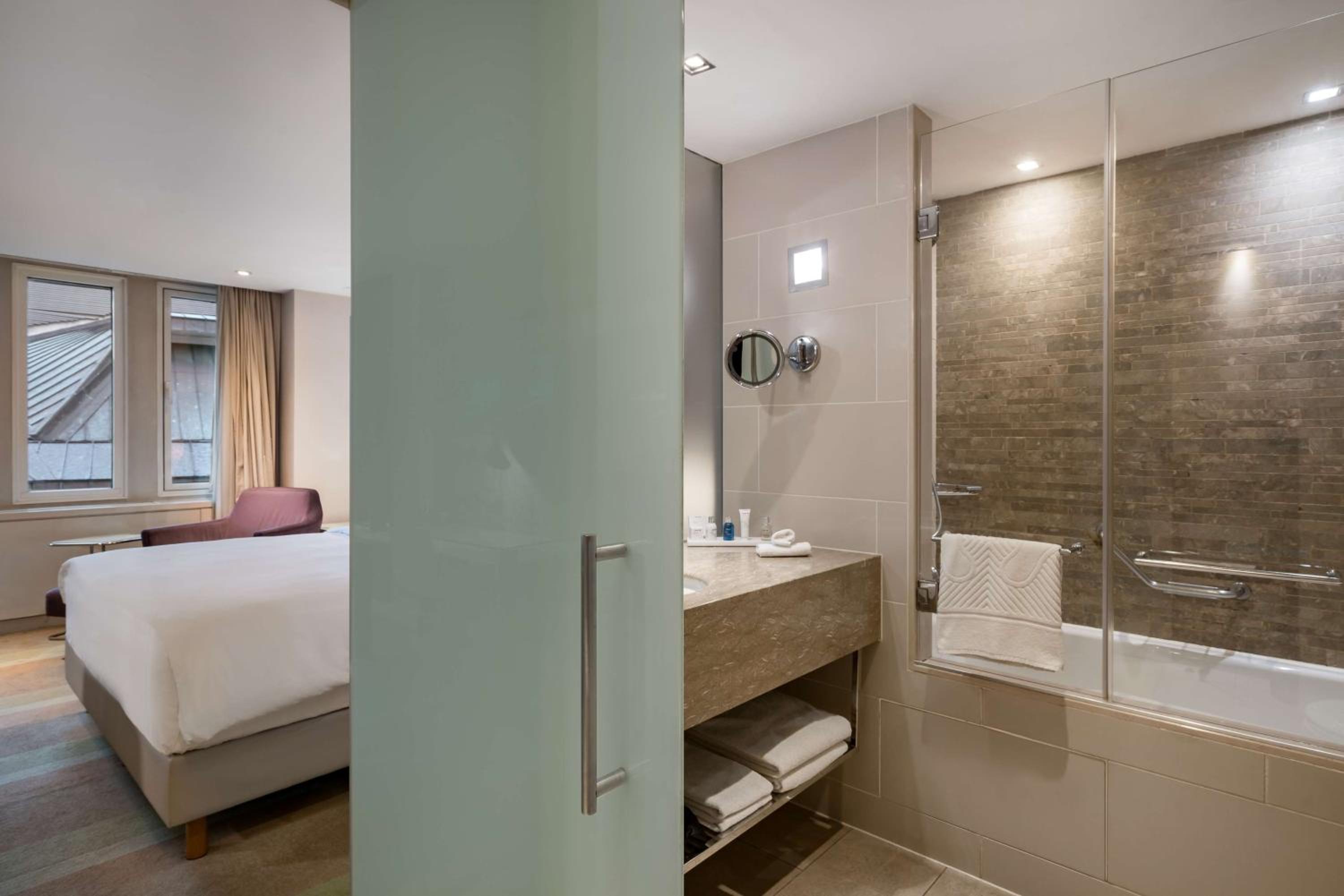 Radisson Blu Bosphorus Hotel - Image 69