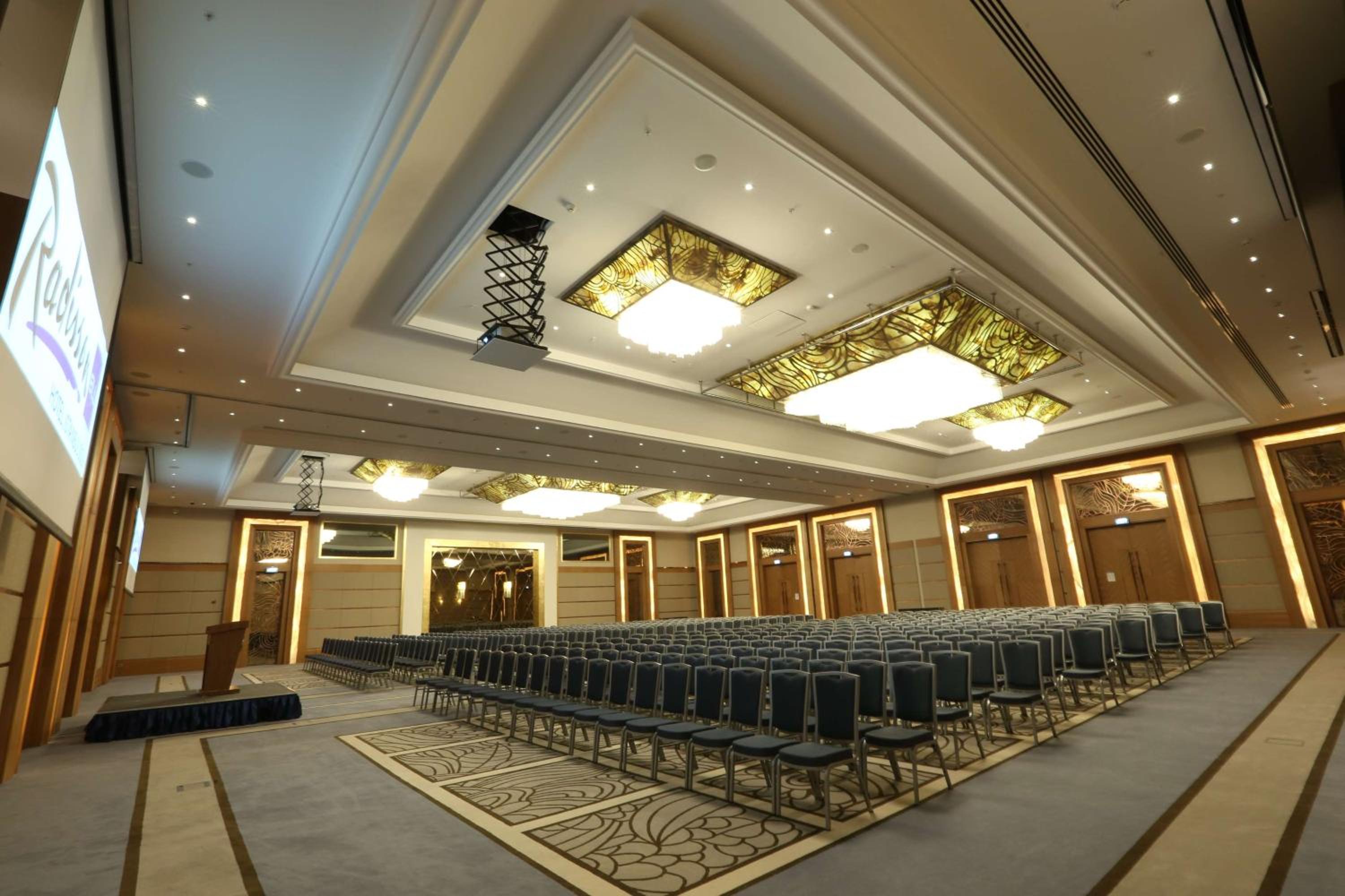 Radisson Blu Hotel, Istanbul Sisli - Image 130