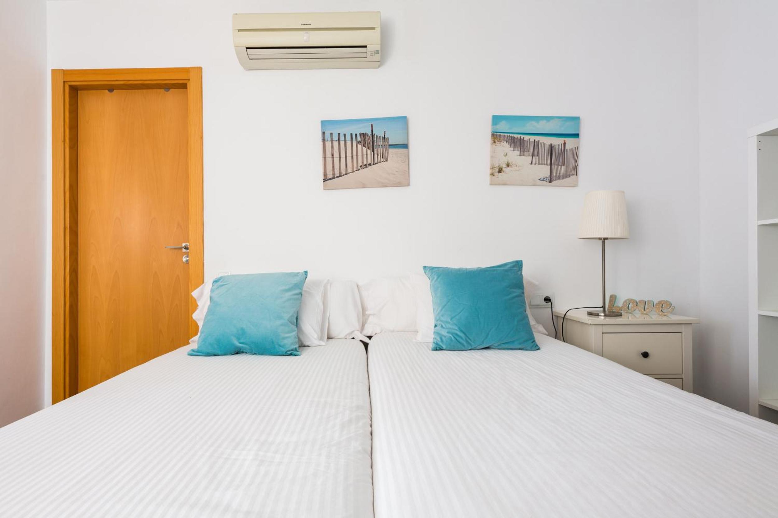 Apartamentos Cornellalux