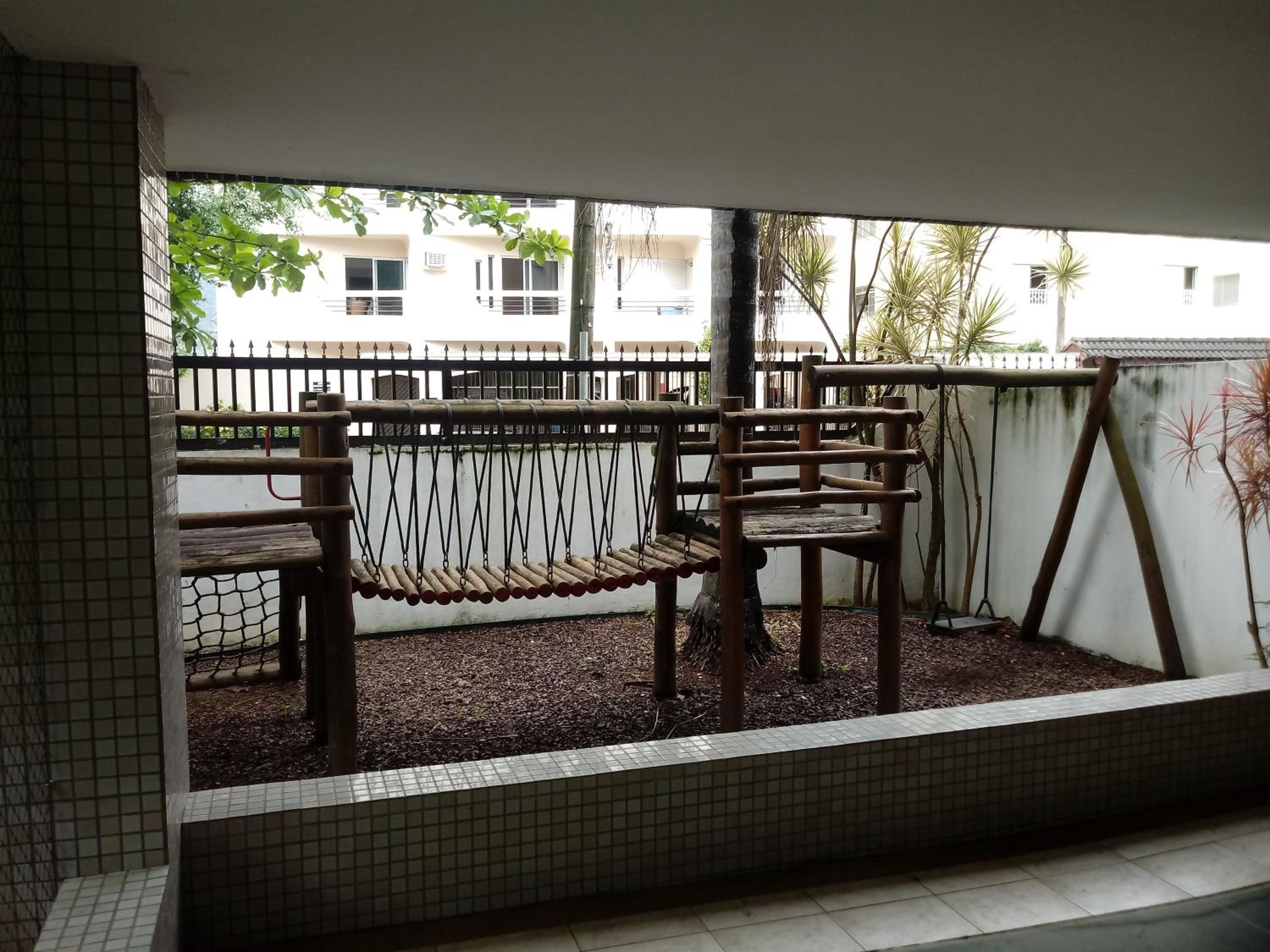 Apto Guarujá - Enseada - 3 dorms - para 8 pessoas