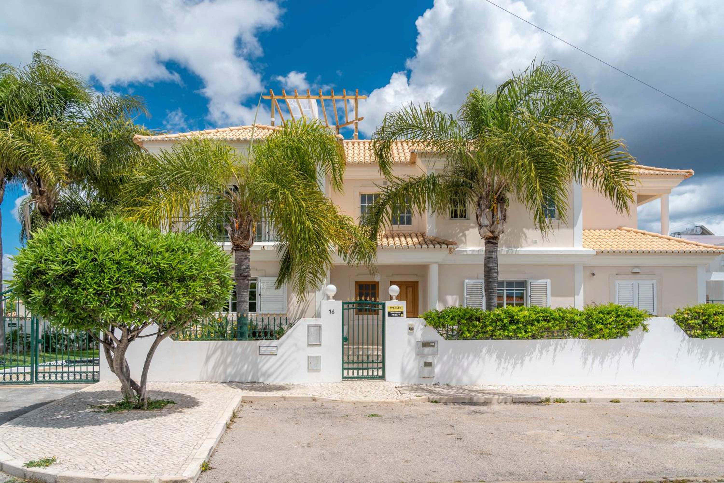 LV Premier Algarve FU1- pool, AC, garden, sea view view 3