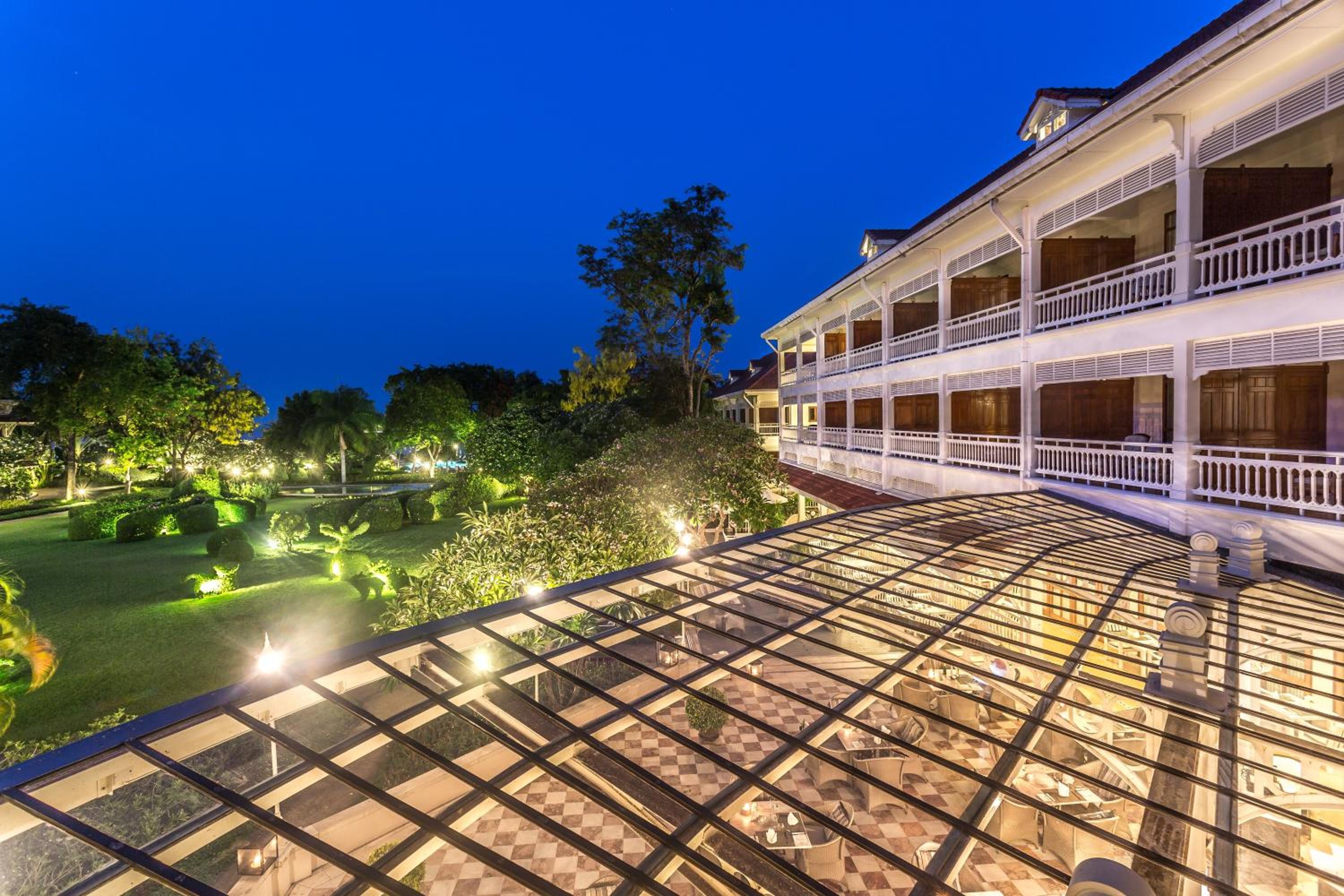 Centara Grand Beach Resort Hua Hin
