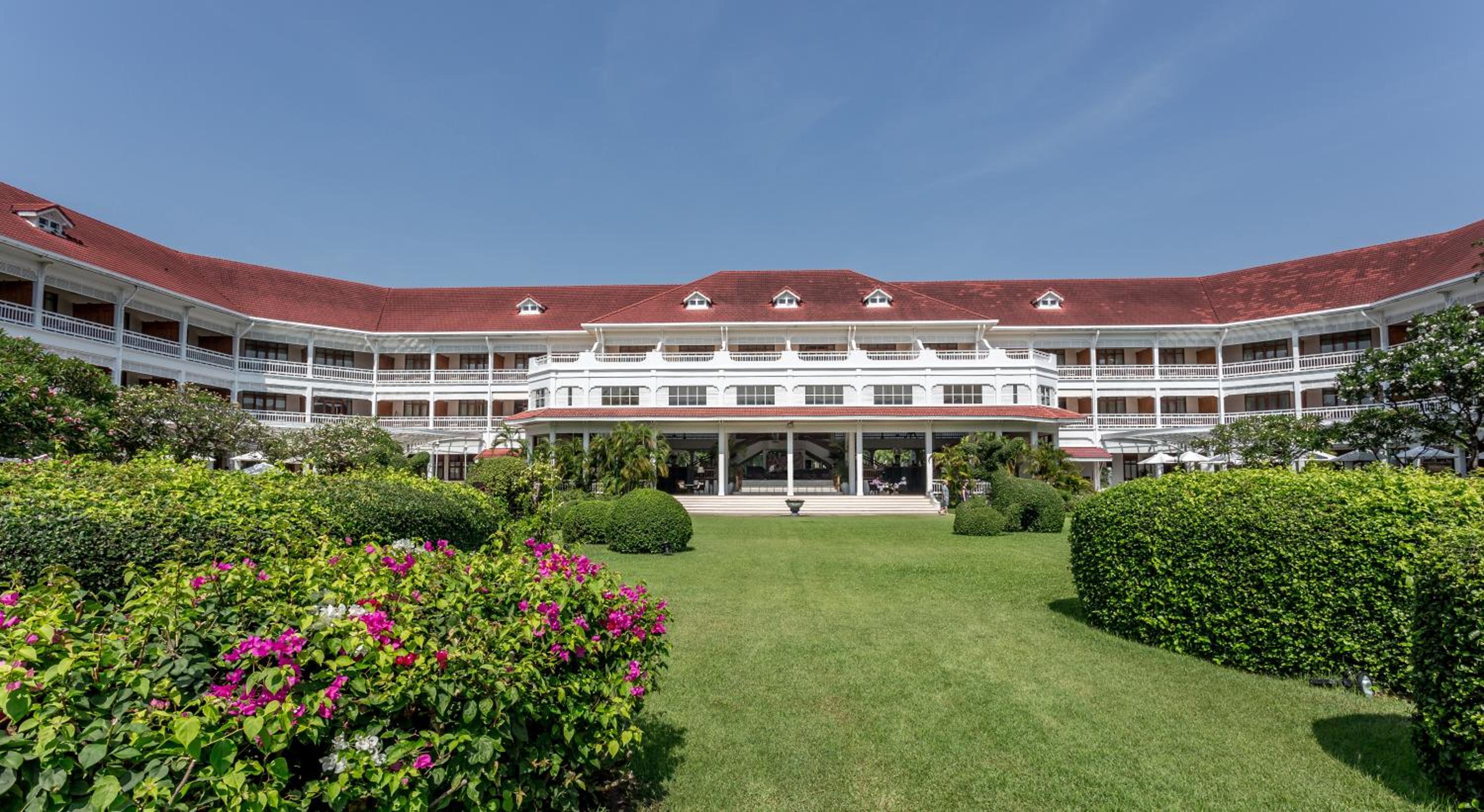 Centara Grand Beach Resort Hua Hin