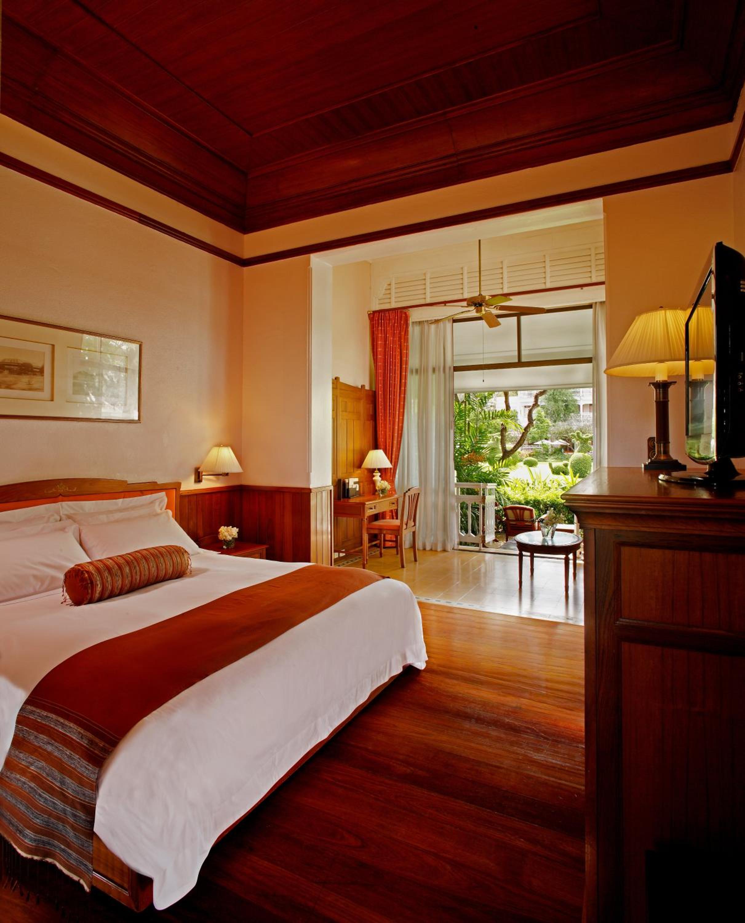 Centara Grand Beach Resort Hua Hin