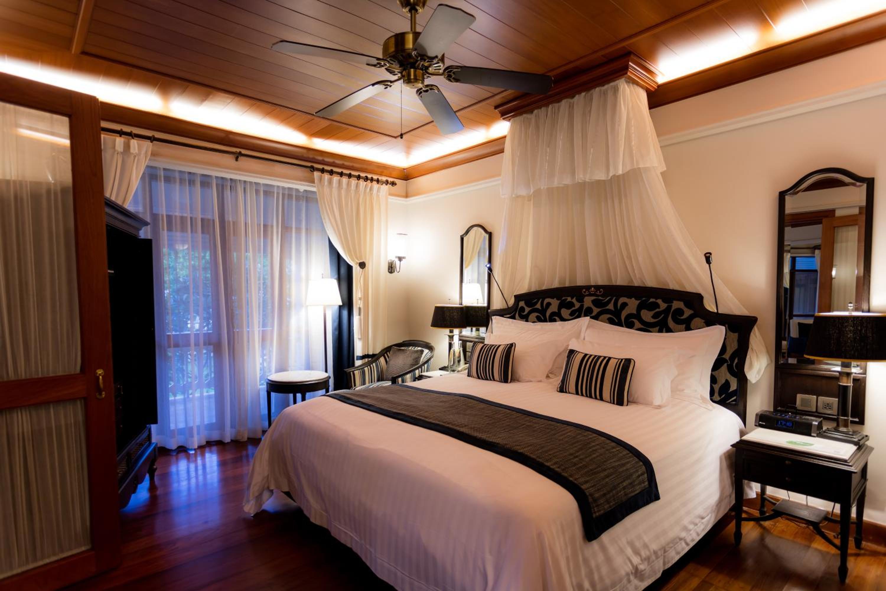 Centara Grand Beach Resort Hua Hin