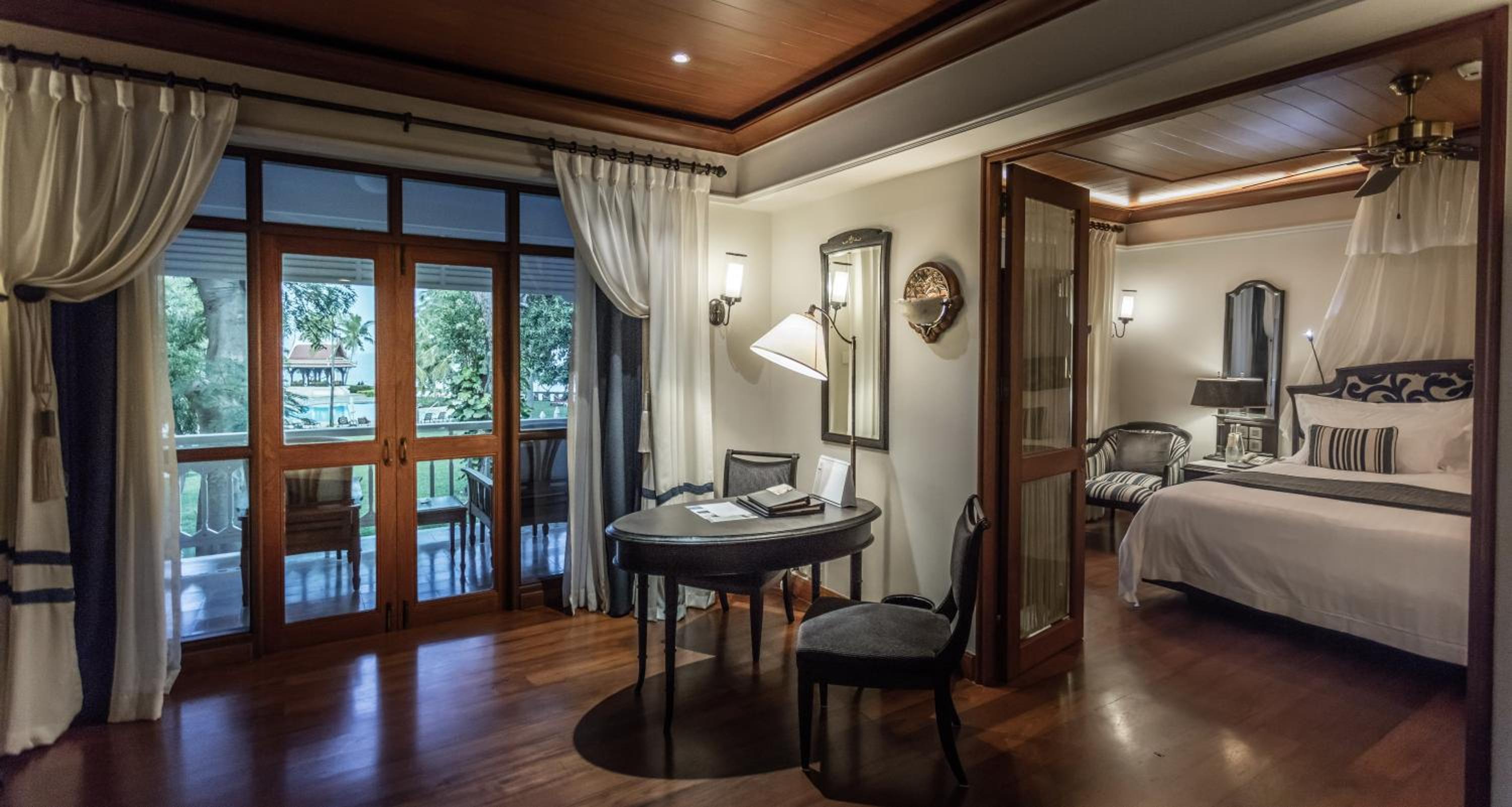 Centara Grand Beach Resort Hua Hin