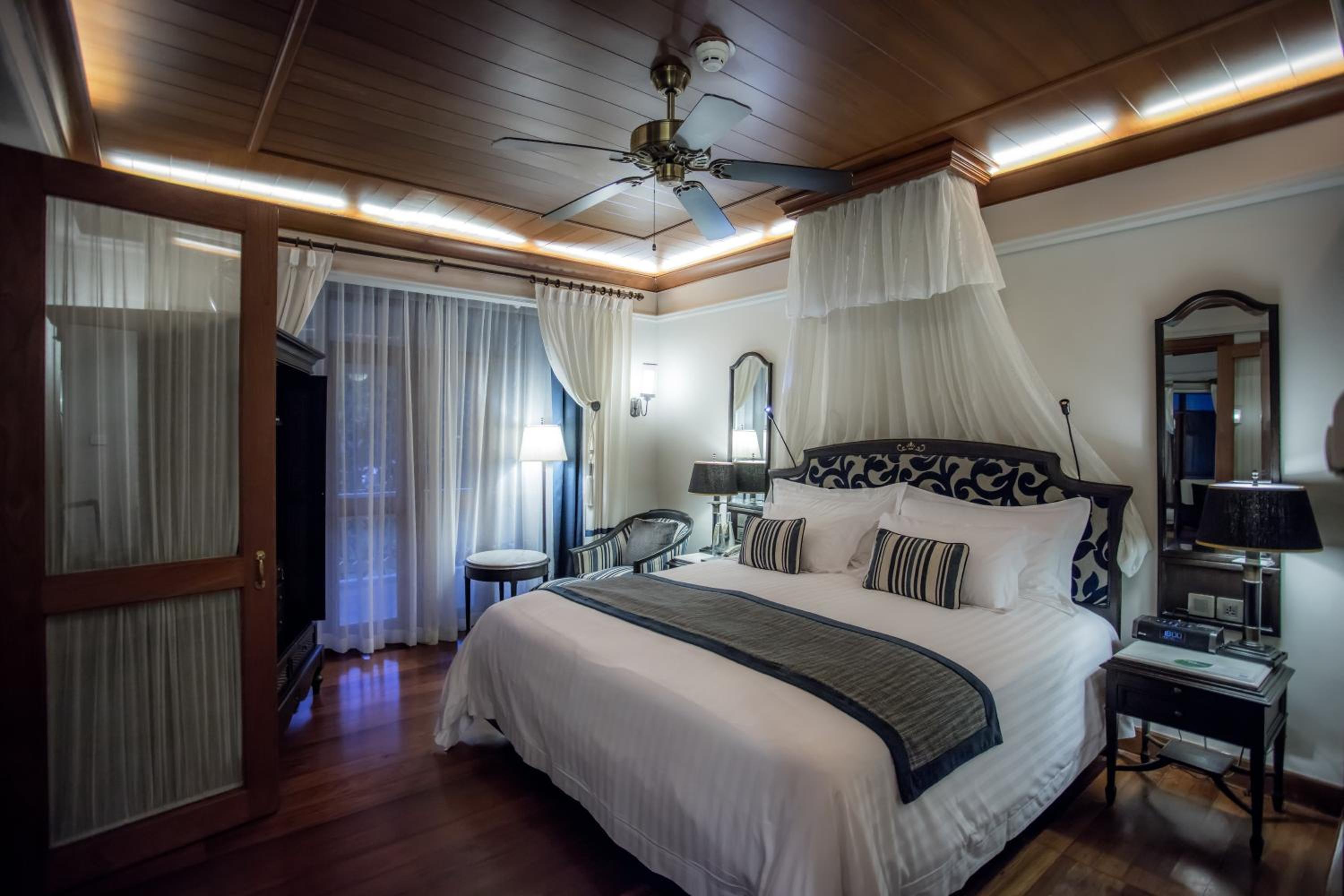 Centara Grand Beach Resort Hua Hin