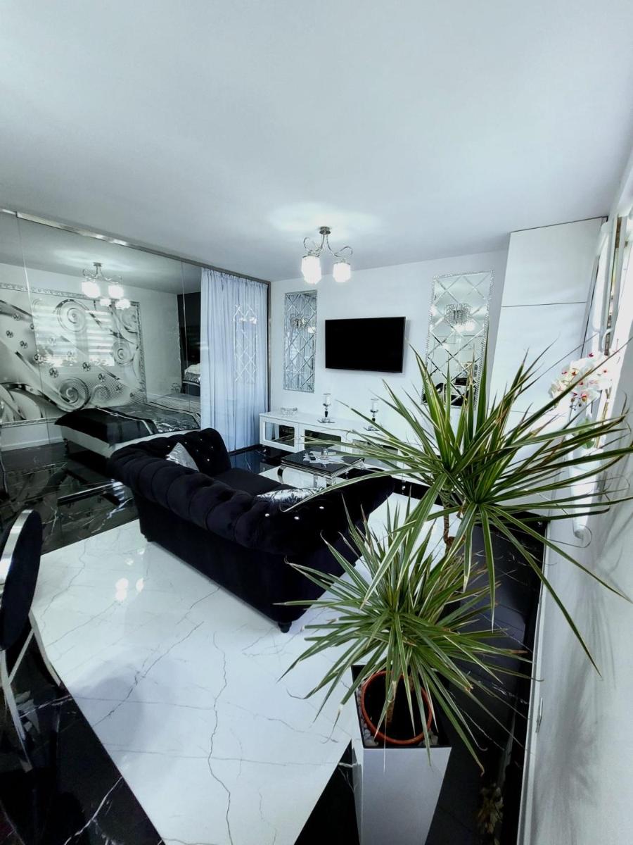 Apartament Glamour view 4