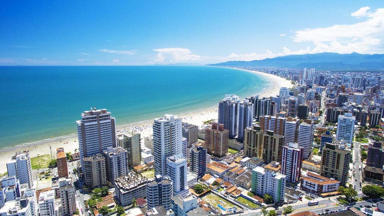 DISPONÍVEL CARNAVAL, NATAL E REVEILLON 2026 - Lindíssima Casa com 3 Suítes Próximo à Praia