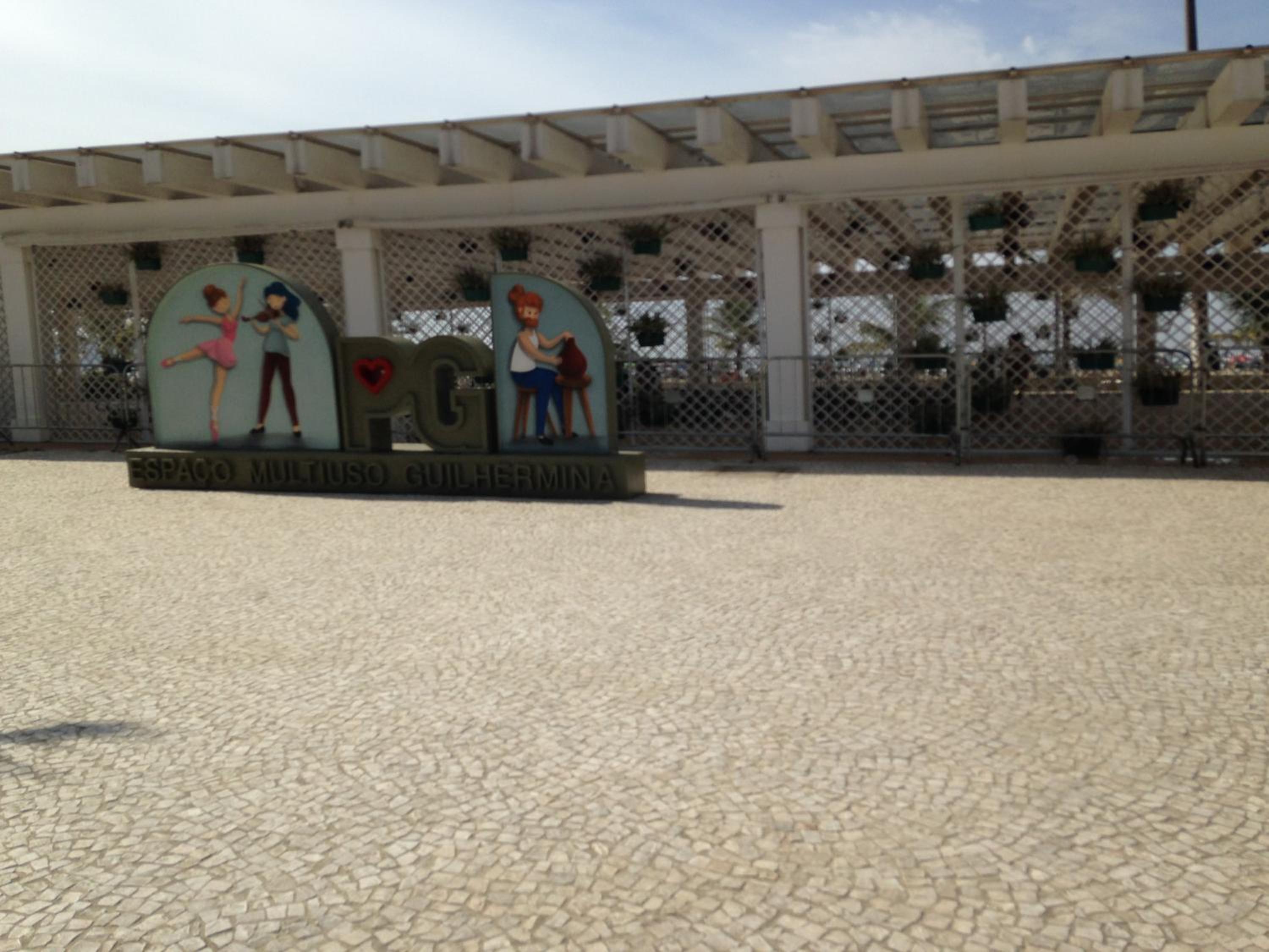 DISPONÍVEL CARNAVAL, NATAL E REVEILLON 2026 - Lindíssima Casa com 3 Suítes Próximo à Praia