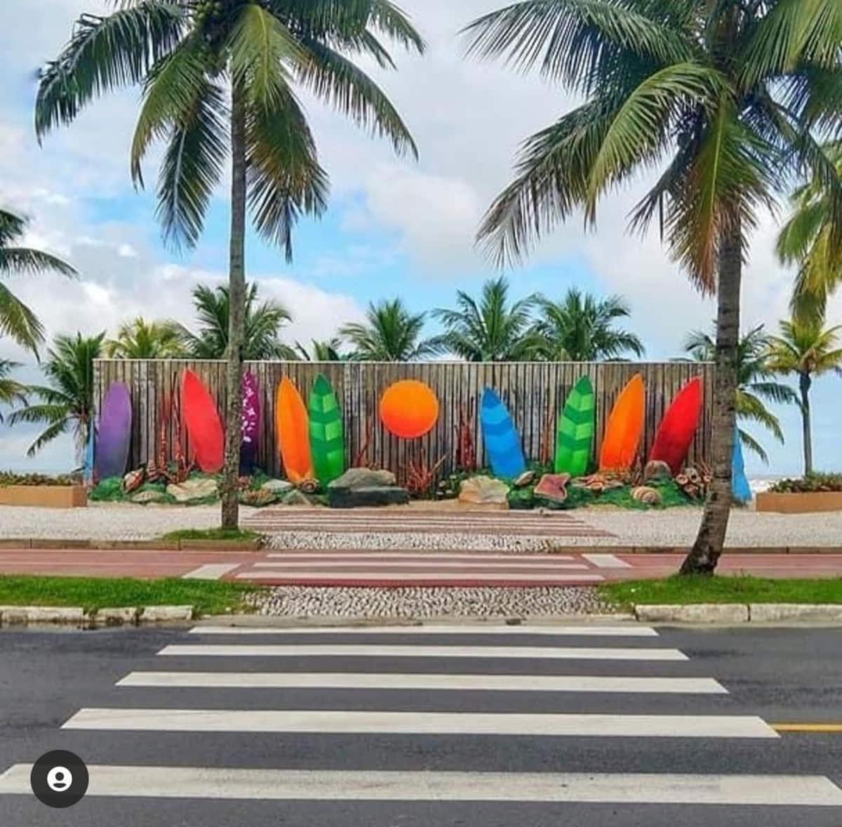 DISPONÍVEL CARNAVAL, NATAL E REVEILLON 2026 - Lindíssima Casa com 3 Suítes Próximo à Praia