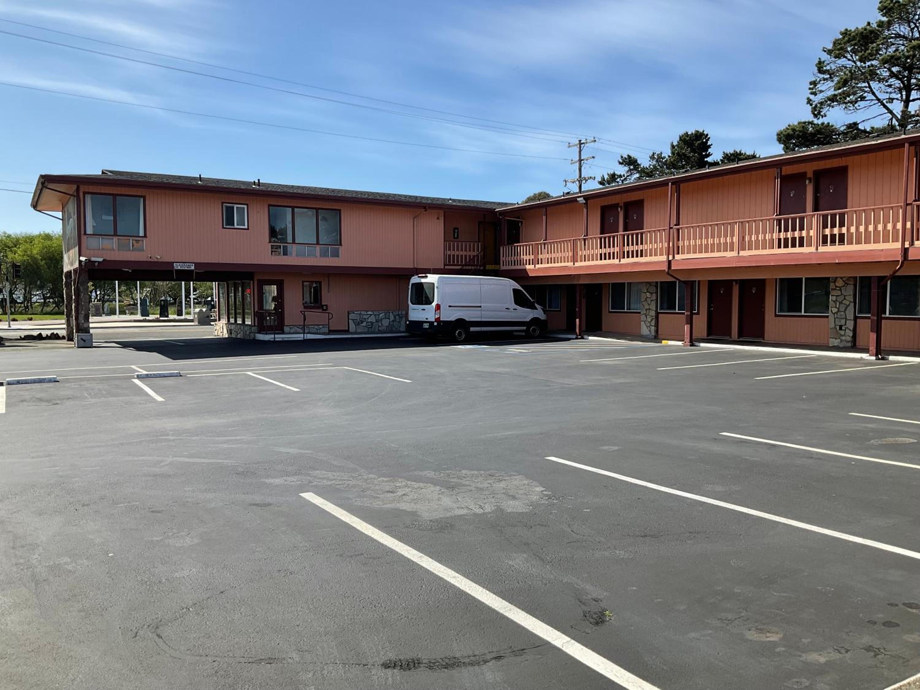 Front Street Inn