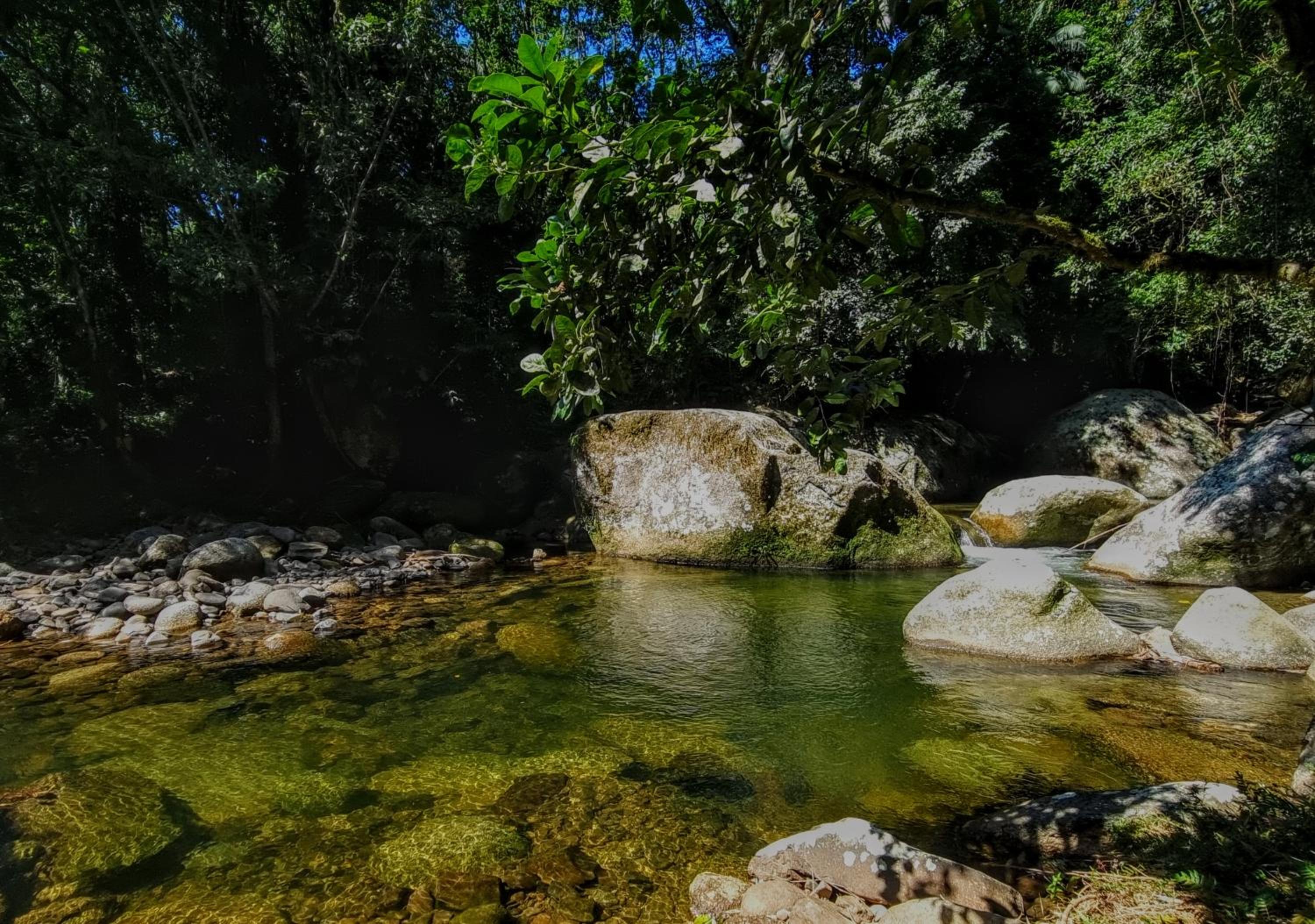 Vista Alegre Ecoaventuras, trilhas e cachoeiras