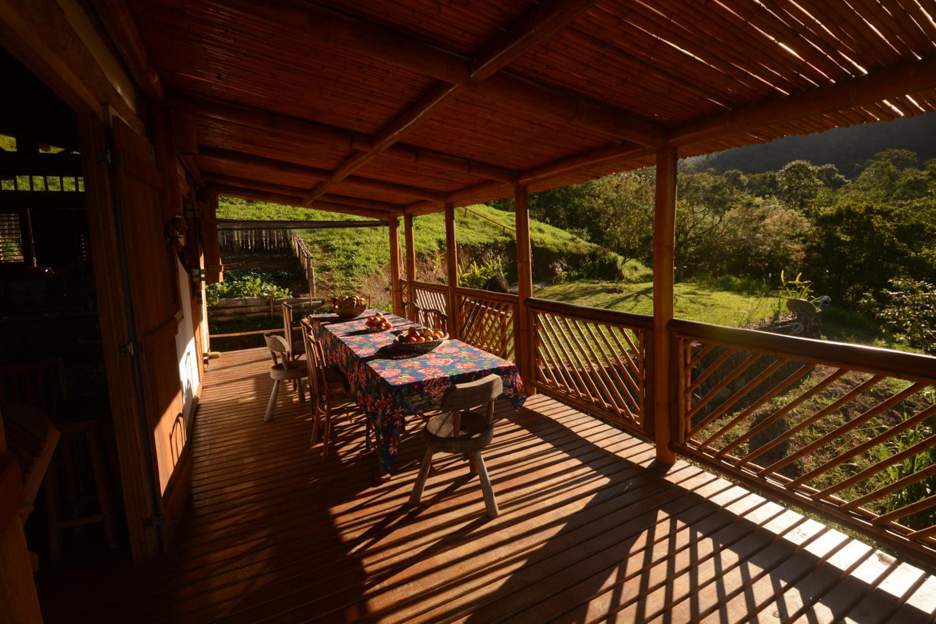Vista Alegre Ecoaventuras, trilhas e cachoeiras