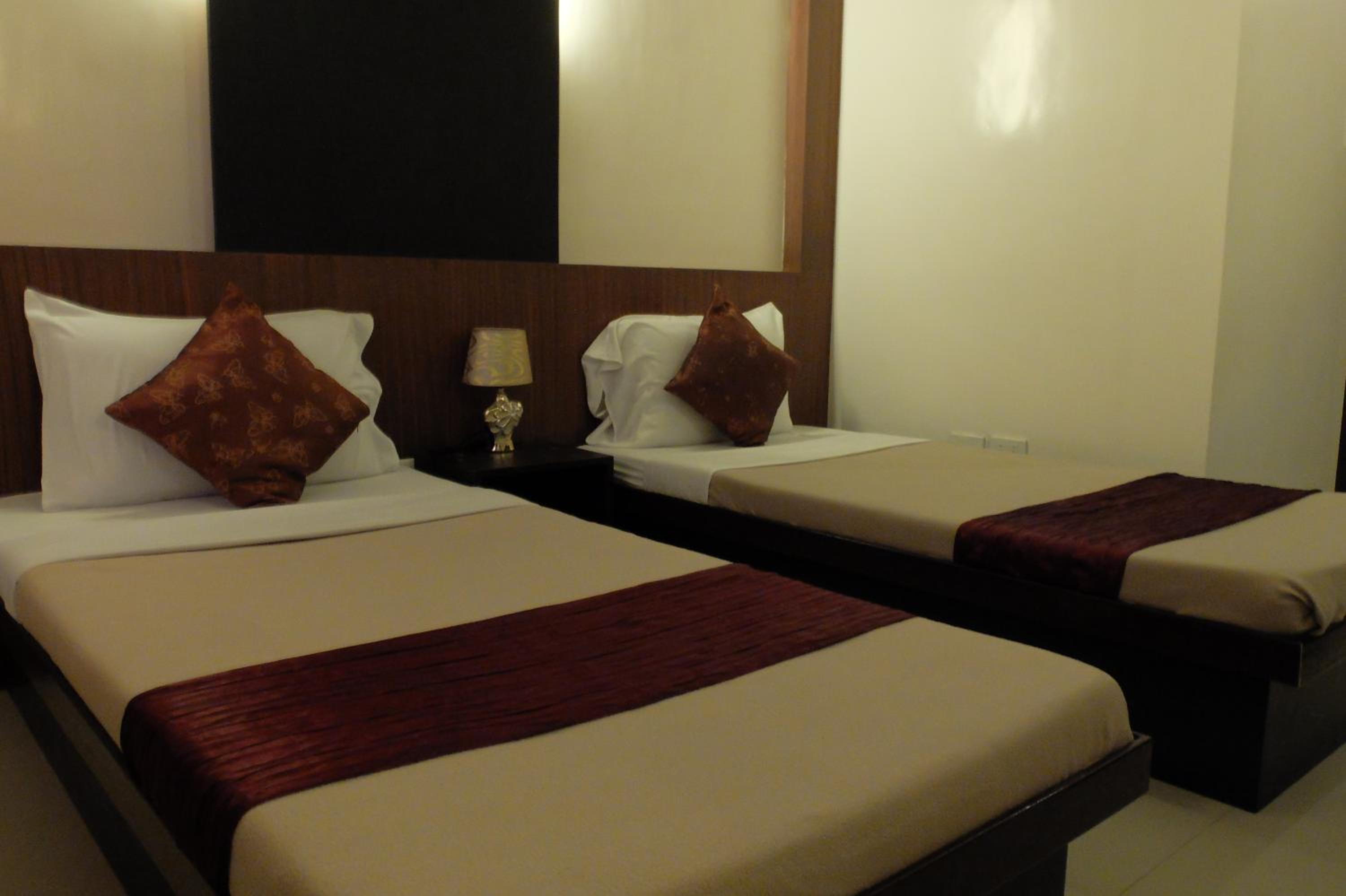 Pacific Palm Suites Davao powered by Cocotel