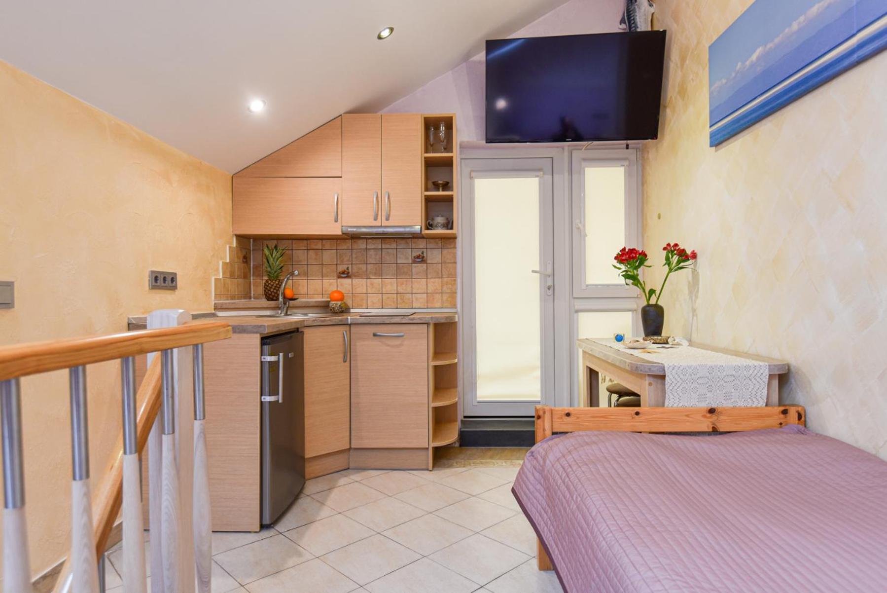 INKARAS Aparthotel