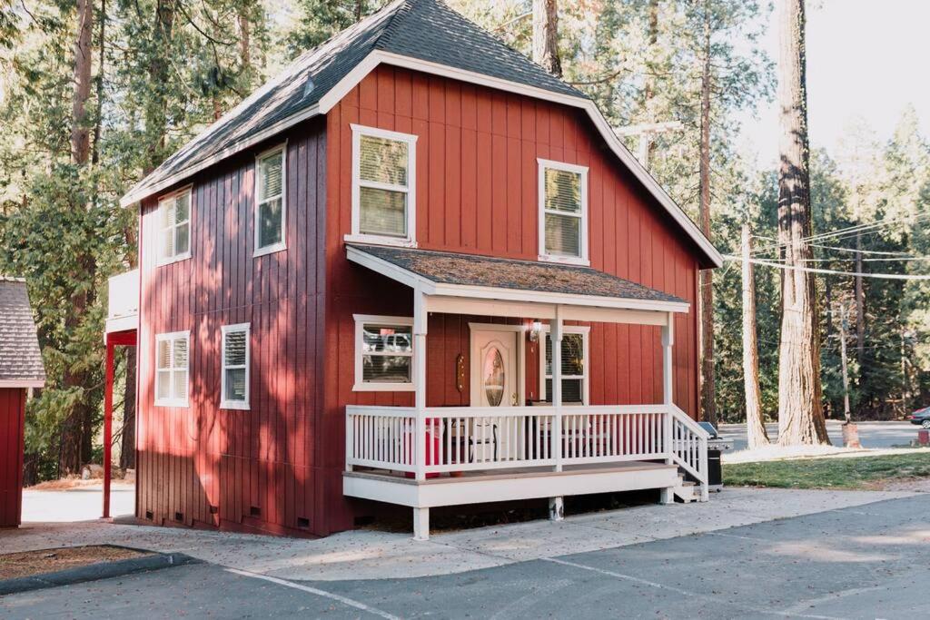 The Long Barn Lodge