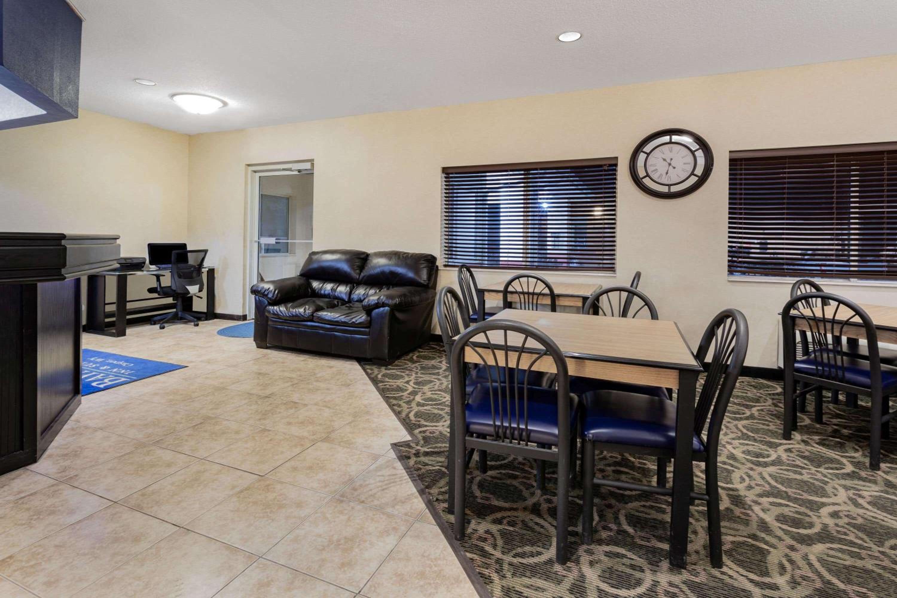Casper Vacations - Baymont by Wyndham Casper East - Property Image 3