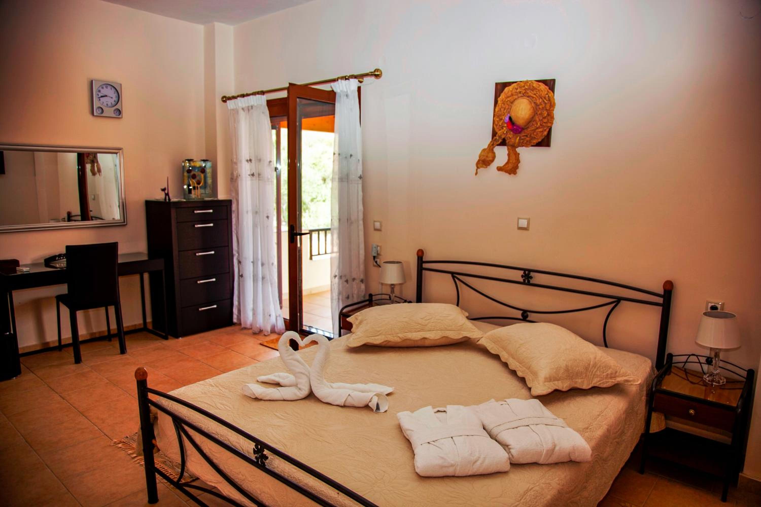 Direti villa view 5