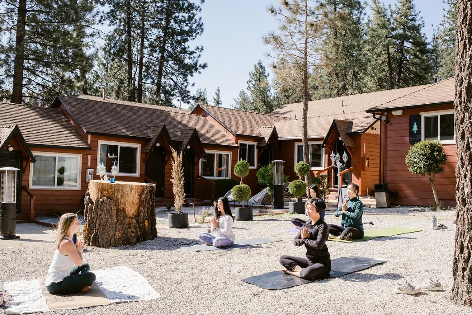 Hesperia Vacations - Grand Pine Cabins - Property Image 1