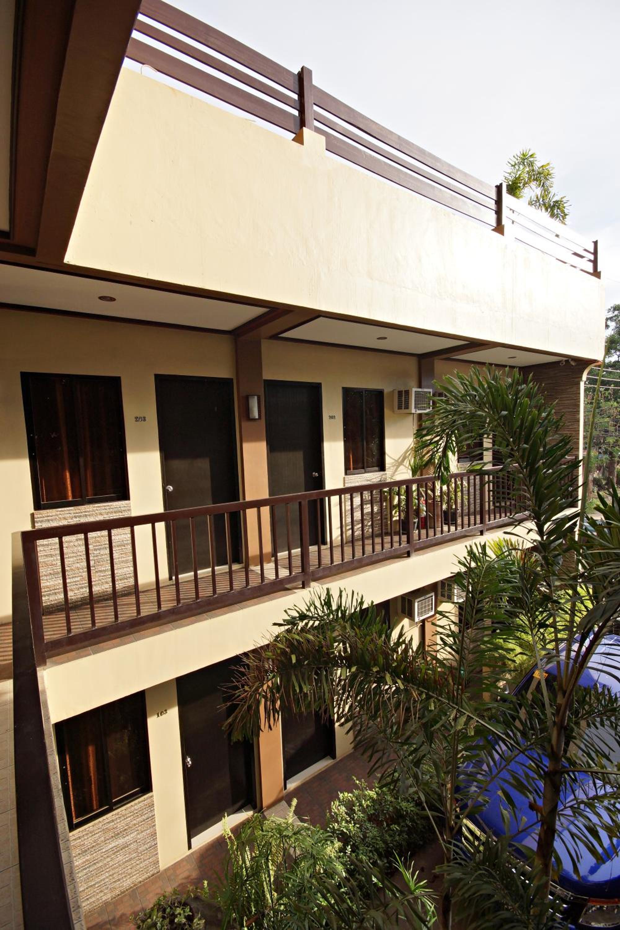 Pacific Palm Suites Davao powered by Cocotel