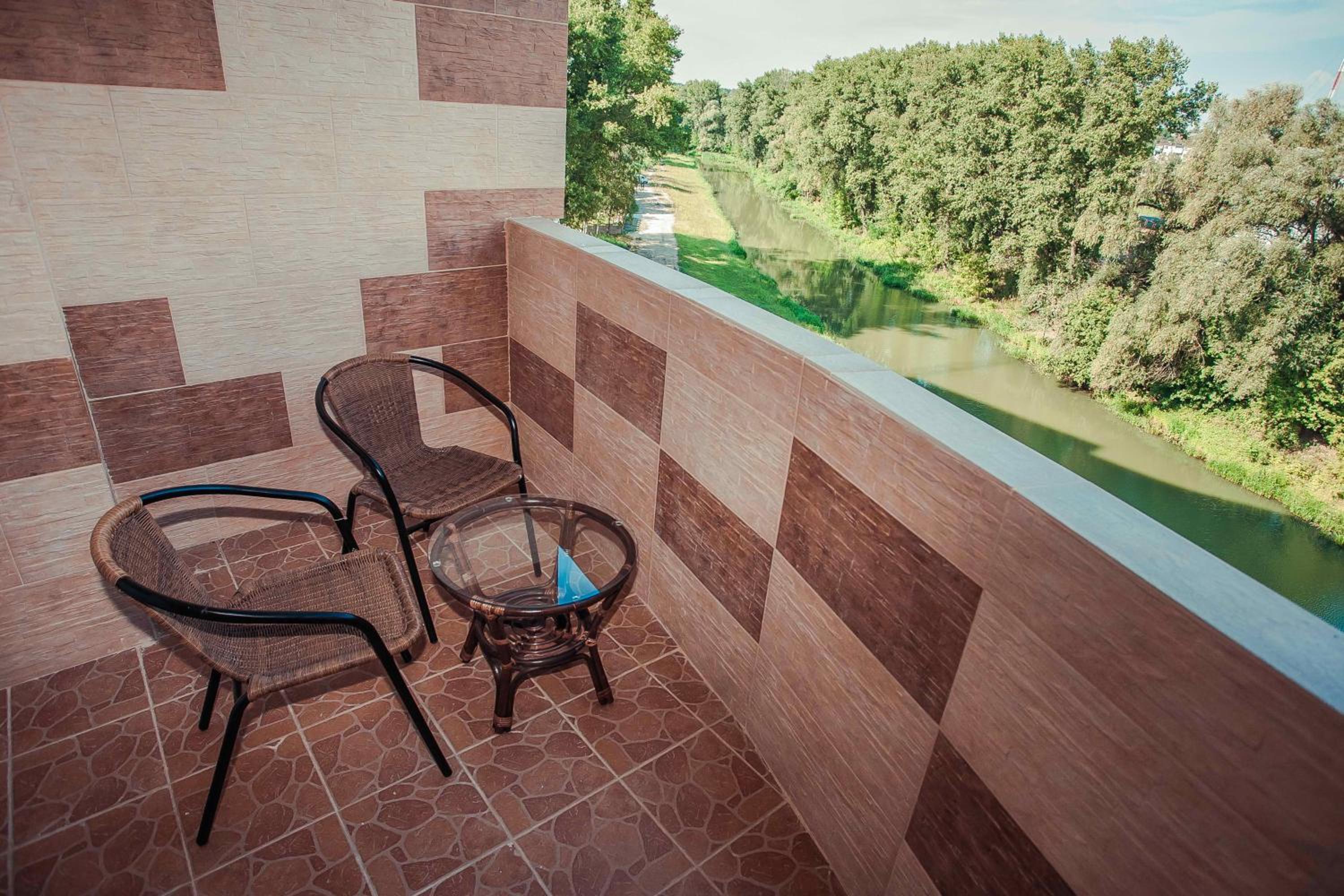 Molex Apartments 2 view 5