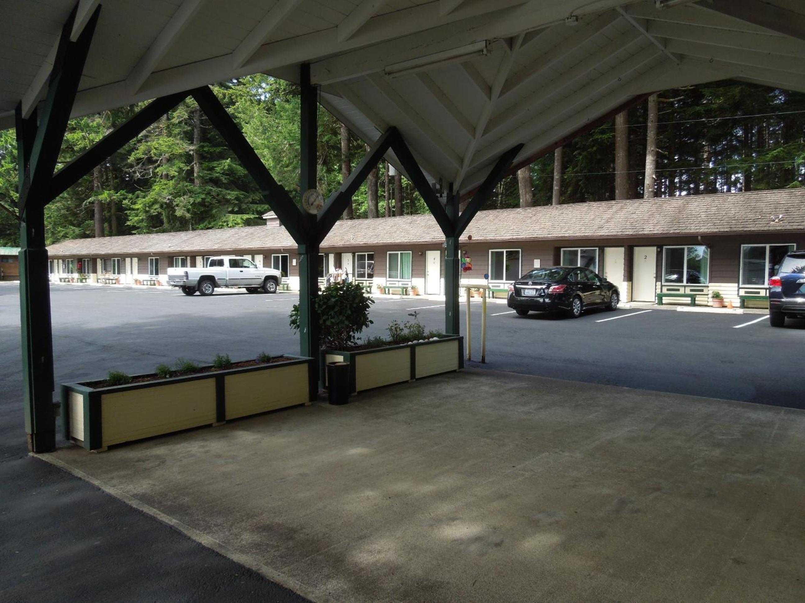 Park Motel and Cabins