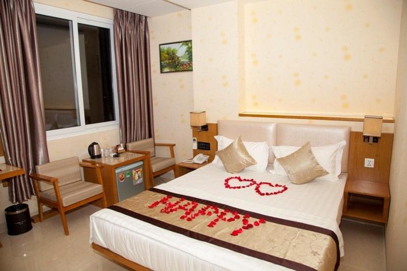 HANZ Happy 2 Hotel