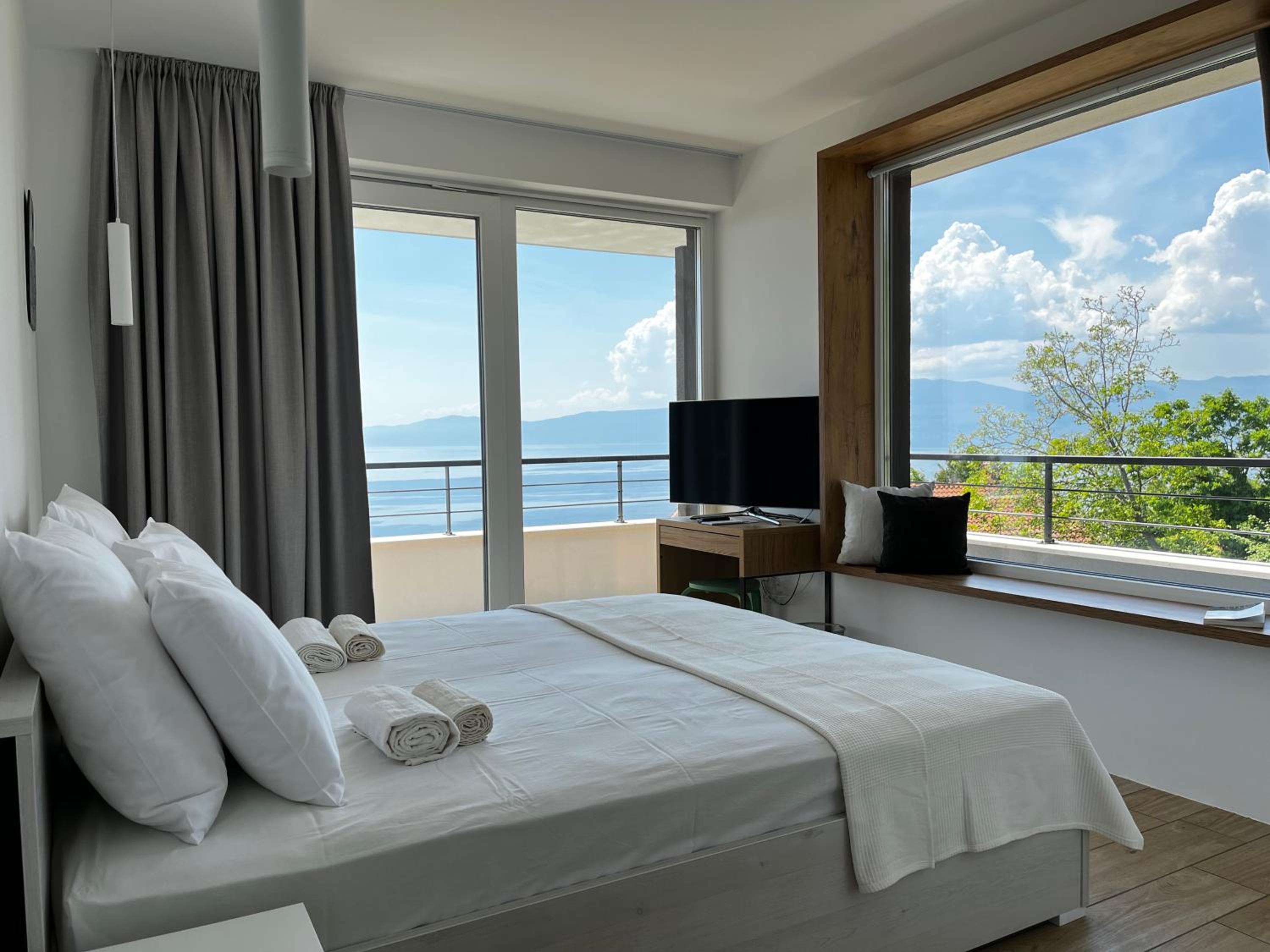 Villa Zara Bella Vista view 2