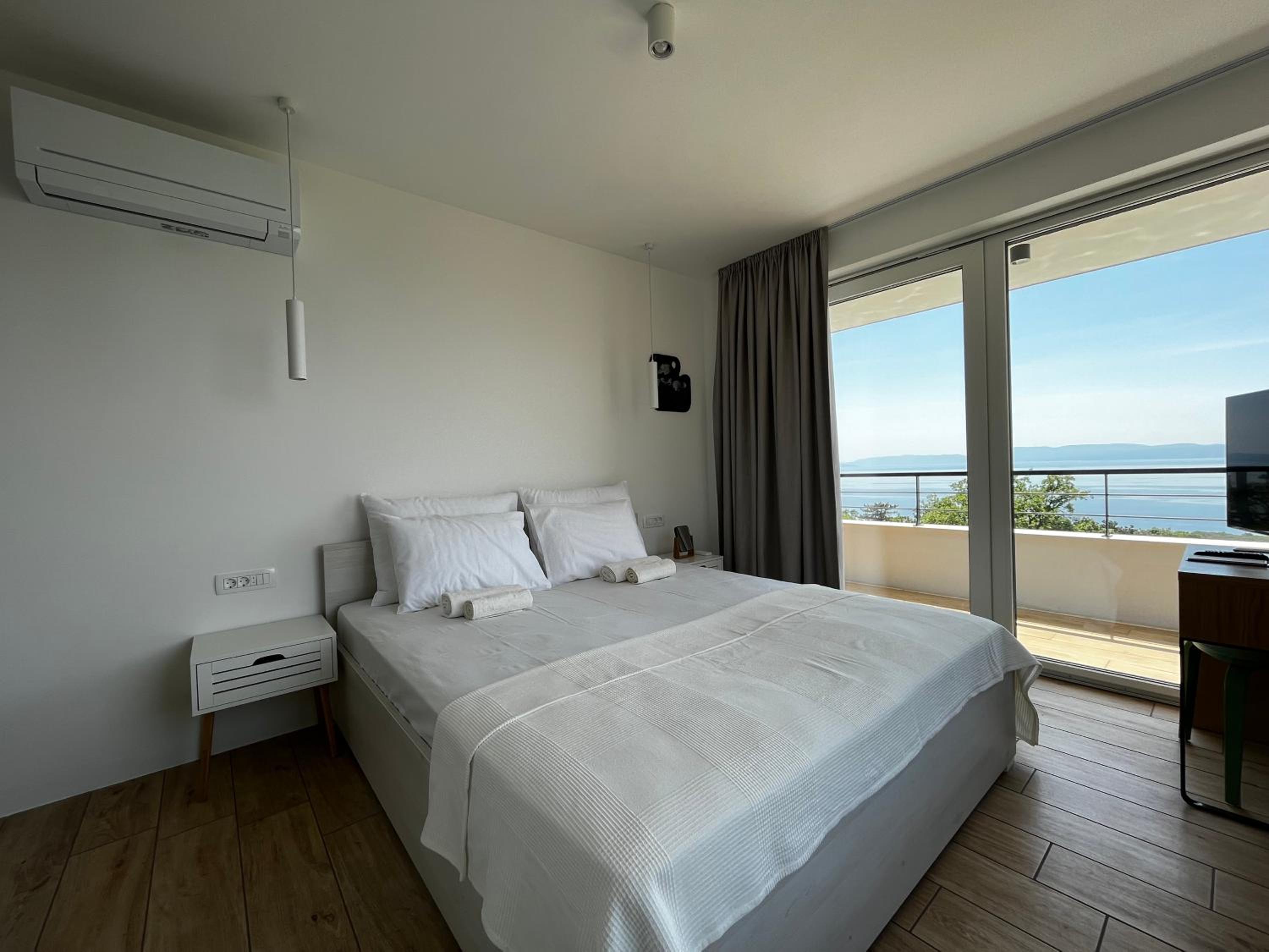 Villa Zara Bella Vista view 3