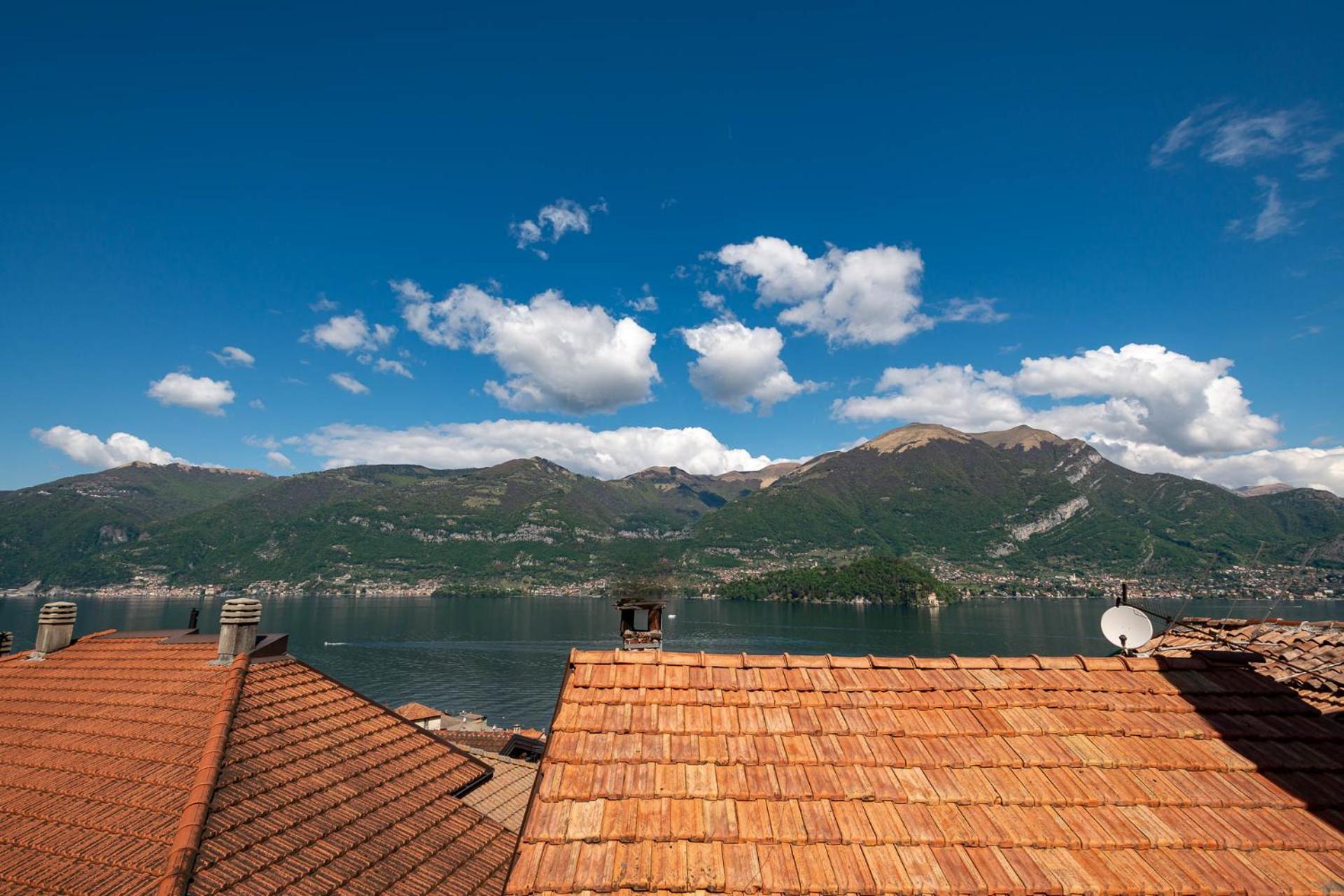 Cottage on the Lake by Holiday Solutions view 3