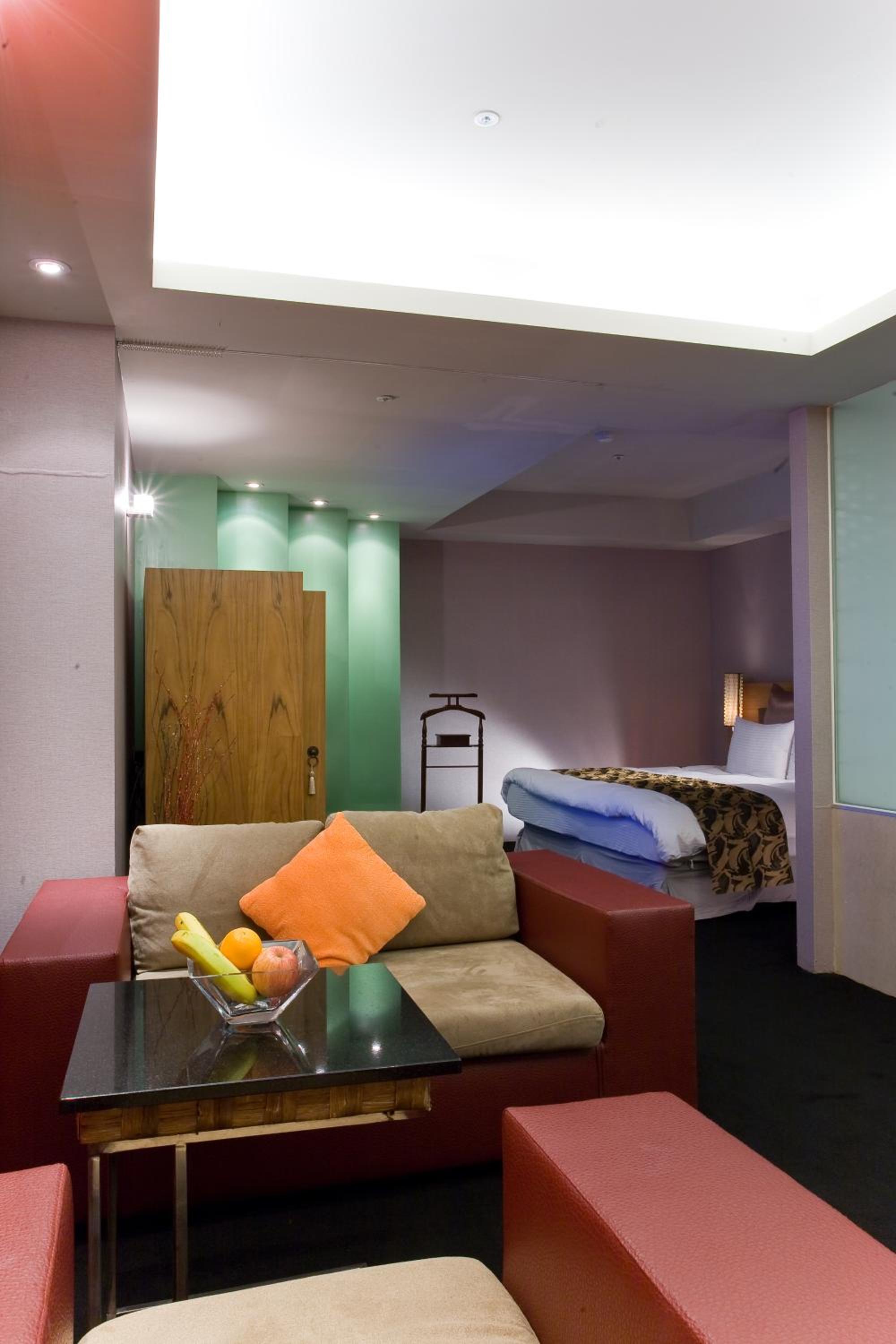 H.M.Hotel