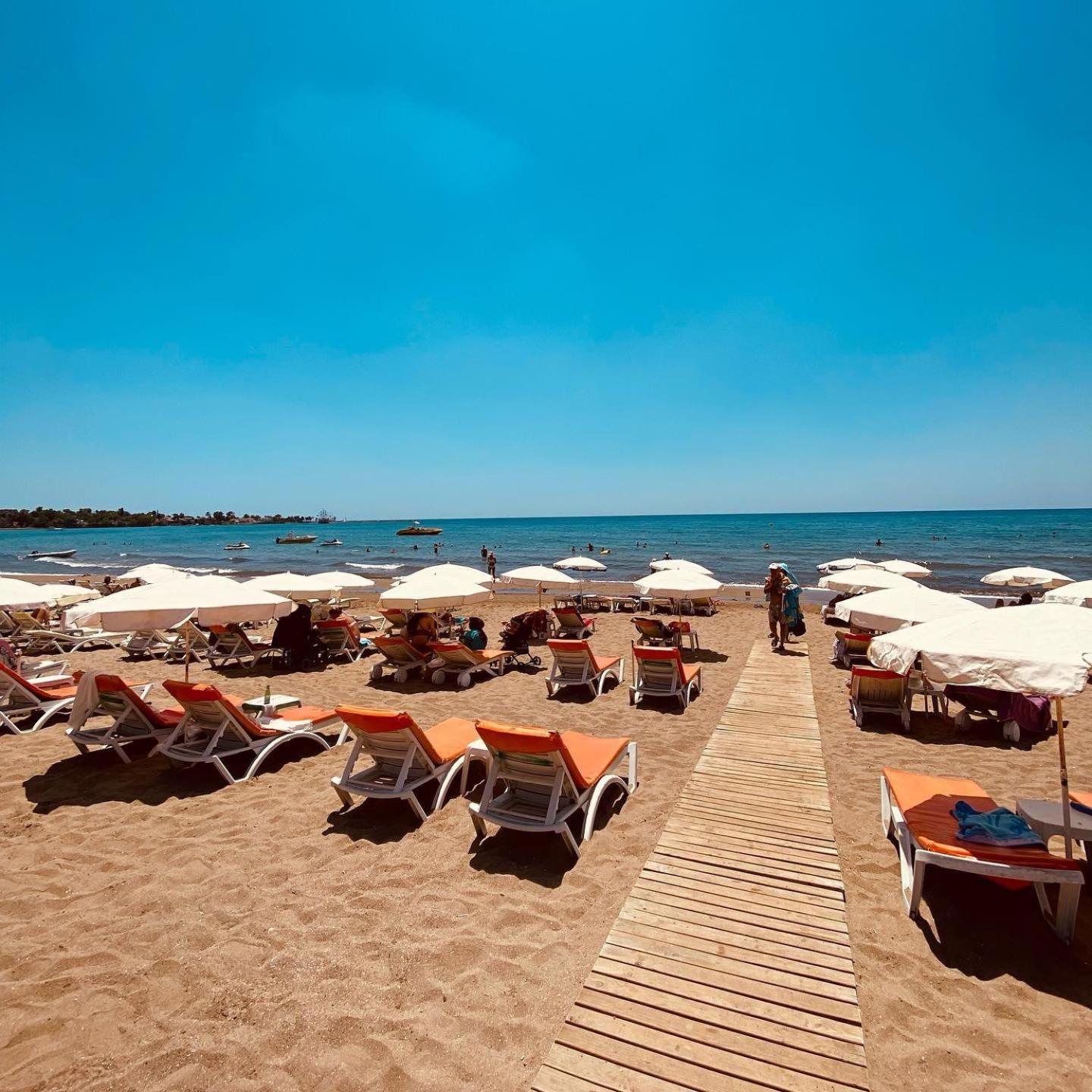 Side Vacations - Sun Flower Apart Hotel - Property Image 3
